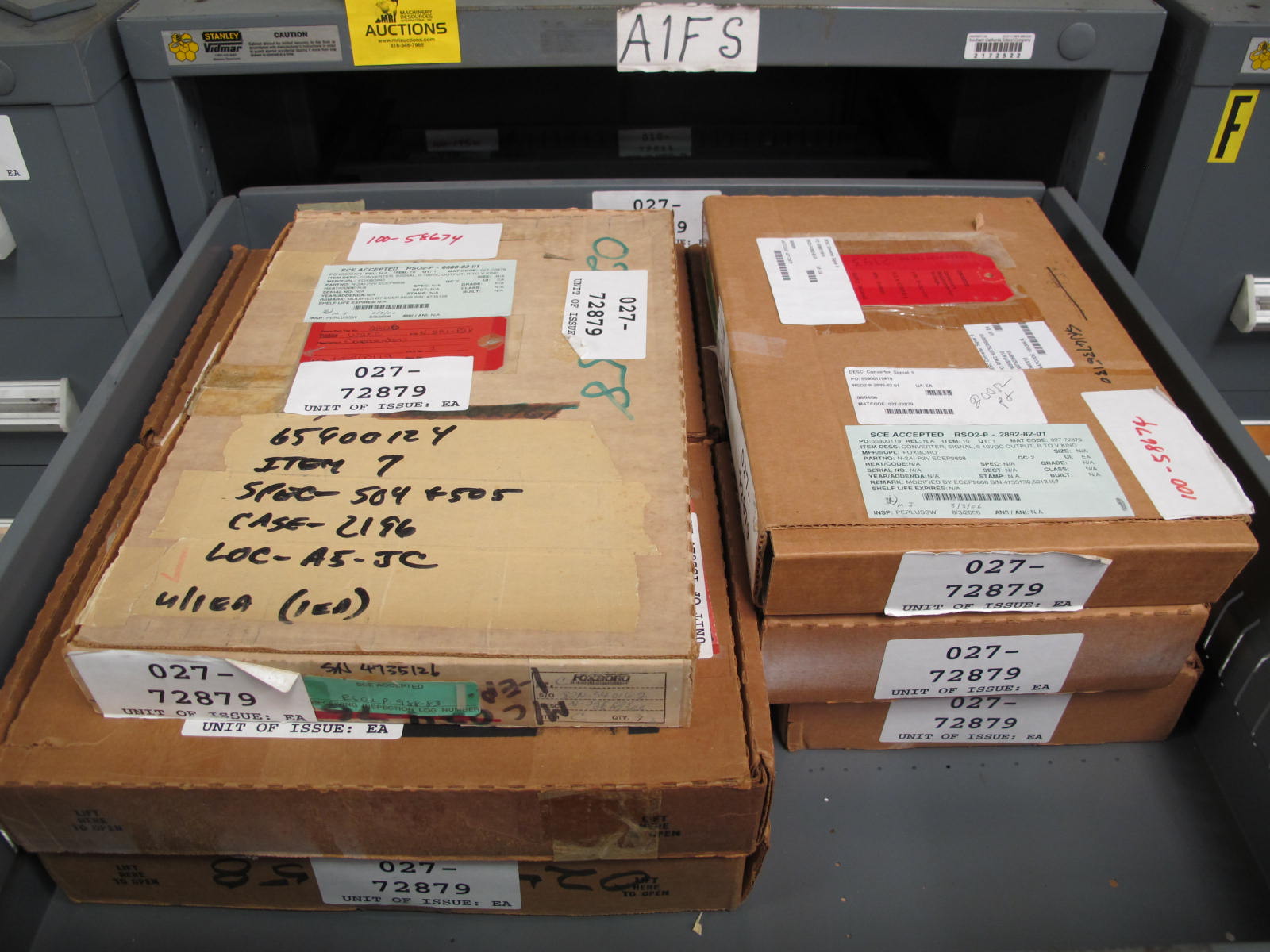 STANLEY VIDMAR CABINET, 5 DRAWER, TO INCLUDE: SIGNAL CONVERTERS, DIAPHRAGMS, WORM GEARS, FUSE BLOCKS, . LOCATED AT W-44. LOADING AND HANDLING FEE $25-357