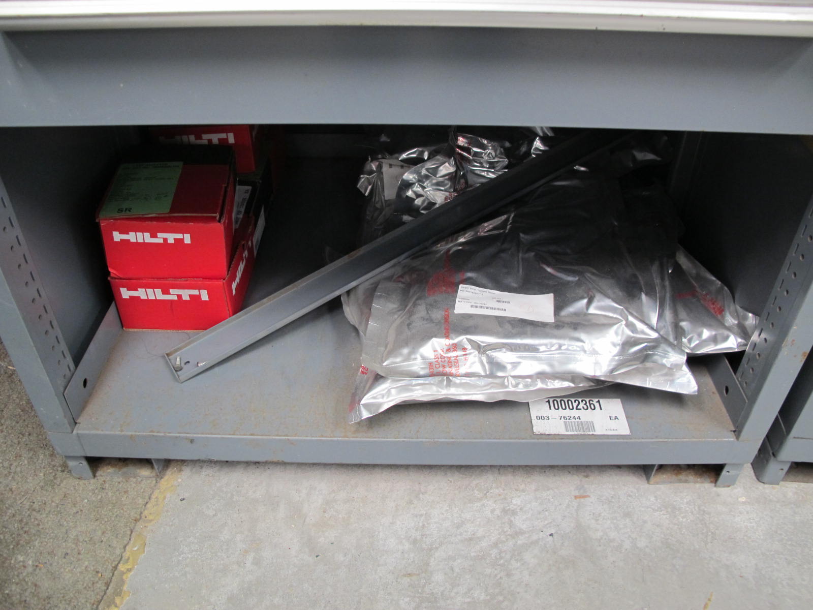 STANLEY VIDMAR CABINET, 5 DRAWER, TO INCLUDE: SWITCH ASSEMBLY, TERMINAL BLOCK, CAPACITORS, ANCHORS, COMPRESSION RINGS. LOCATED AT W-44. LOADING AND HANDLING FEE $25-361