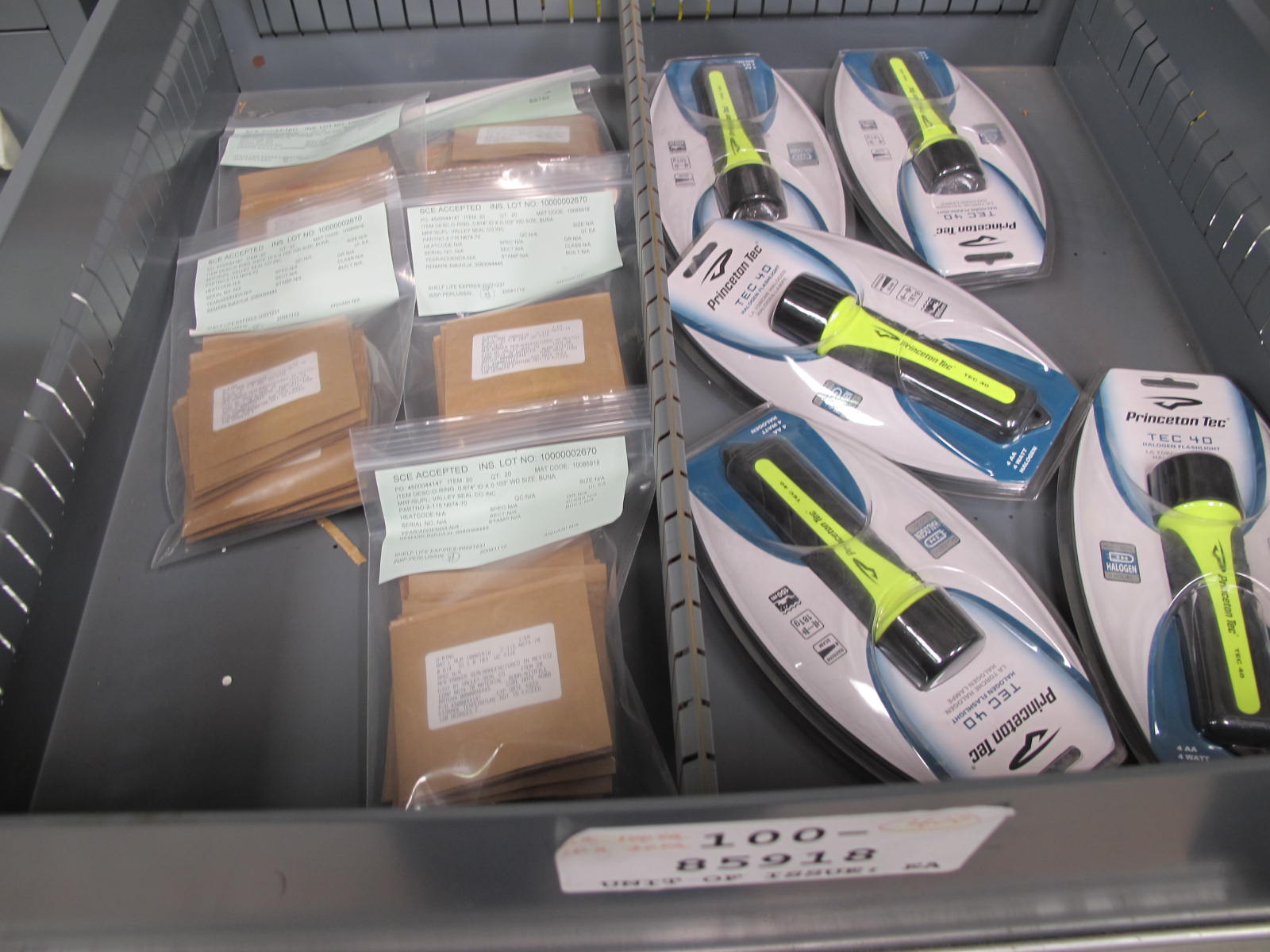 STANLEY VIDMAR CABINET, 5 DRAWER, TO INCLUDE: OVERLOAD RELAY THERMAL UNITS, REDUCER CONDUITS, PRINTED CIRCUIT BOARD. LOCATED AT W-44. LOADING AND HANDLING FEE $25-366