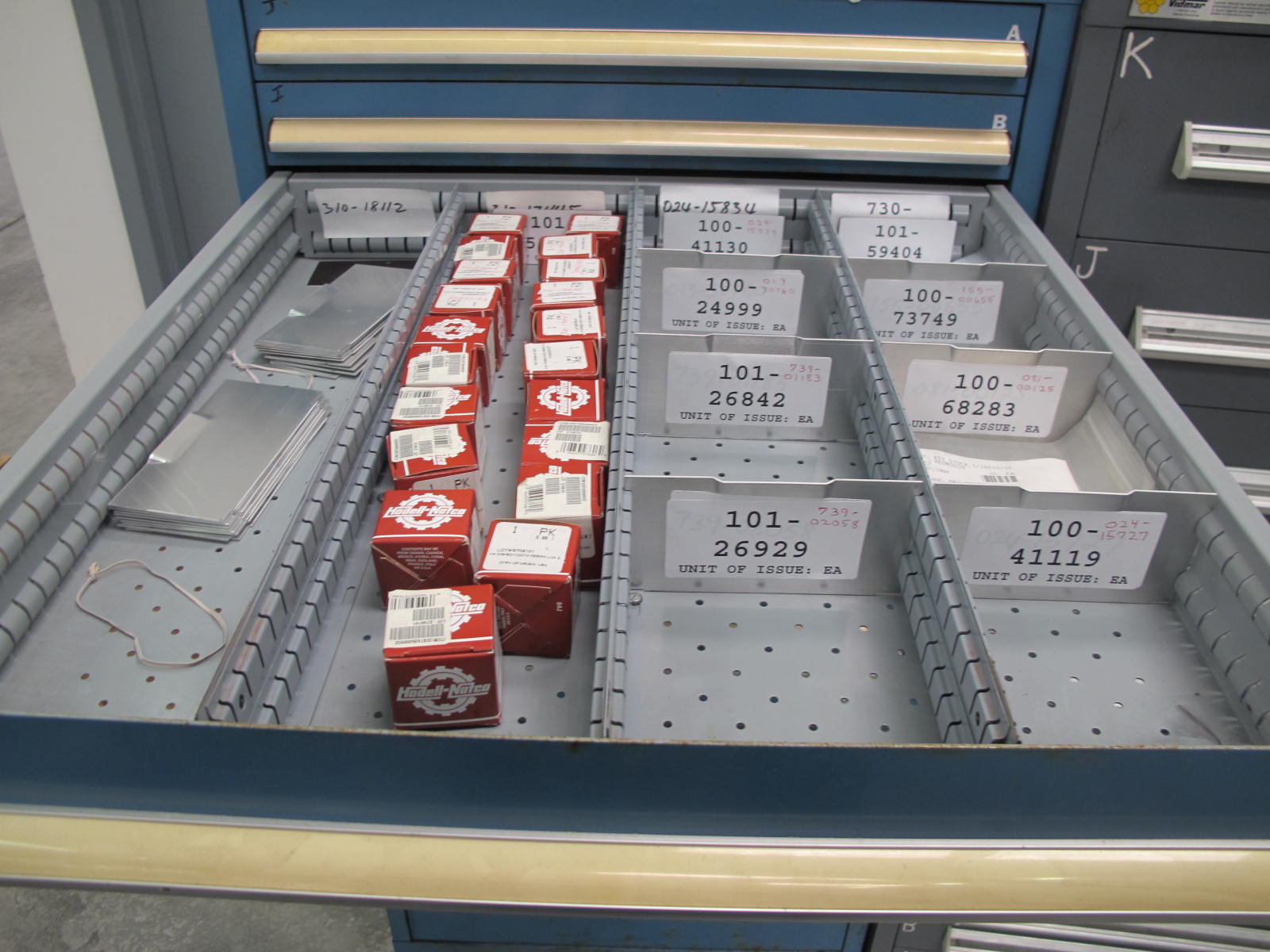 LISTA CABINET, 10 DRAWER, TO INCLUDE: RELAYS, CIRCUITS, REDUCERS, COCK VALVE, COUPLINGS, ELECTRICAL CONDUCTORS. LOCATED AT W-44. LOADING AND HANDLING FEE $25-369