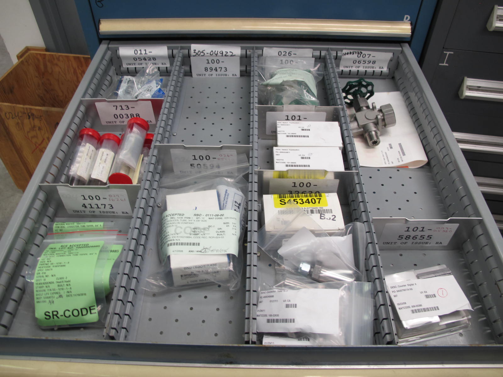 LISTA CABINET, 10 DRAWER, TO INCLUDE: RELAYS, CIRCUITS, REDUCERS, COCK VALVE, COUPLINGS, ELECTRICAL CONDUCTORS. LOCATED AT W-44. LOADING AND HANDLING FEE $25-369