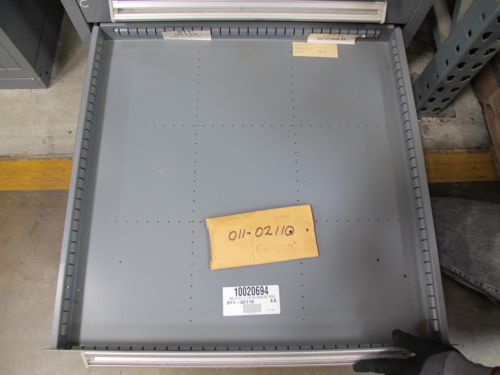 STANLEY VIDMAR CABINET, 11 DRAWER, TO INCLUDE: LIGHT BULBS, CHECK VALVES, PNUEMATIC TIME DELAY ATTACHMENTS, DEFLECTORS, CAMERA LENS, RECTIFIER, MISC MODULES, PRESSURE GAUGE, COMPRESSOR PISTONS. LOCATED AT W-50 . LOADING AND HANDLING FEE $25-372
