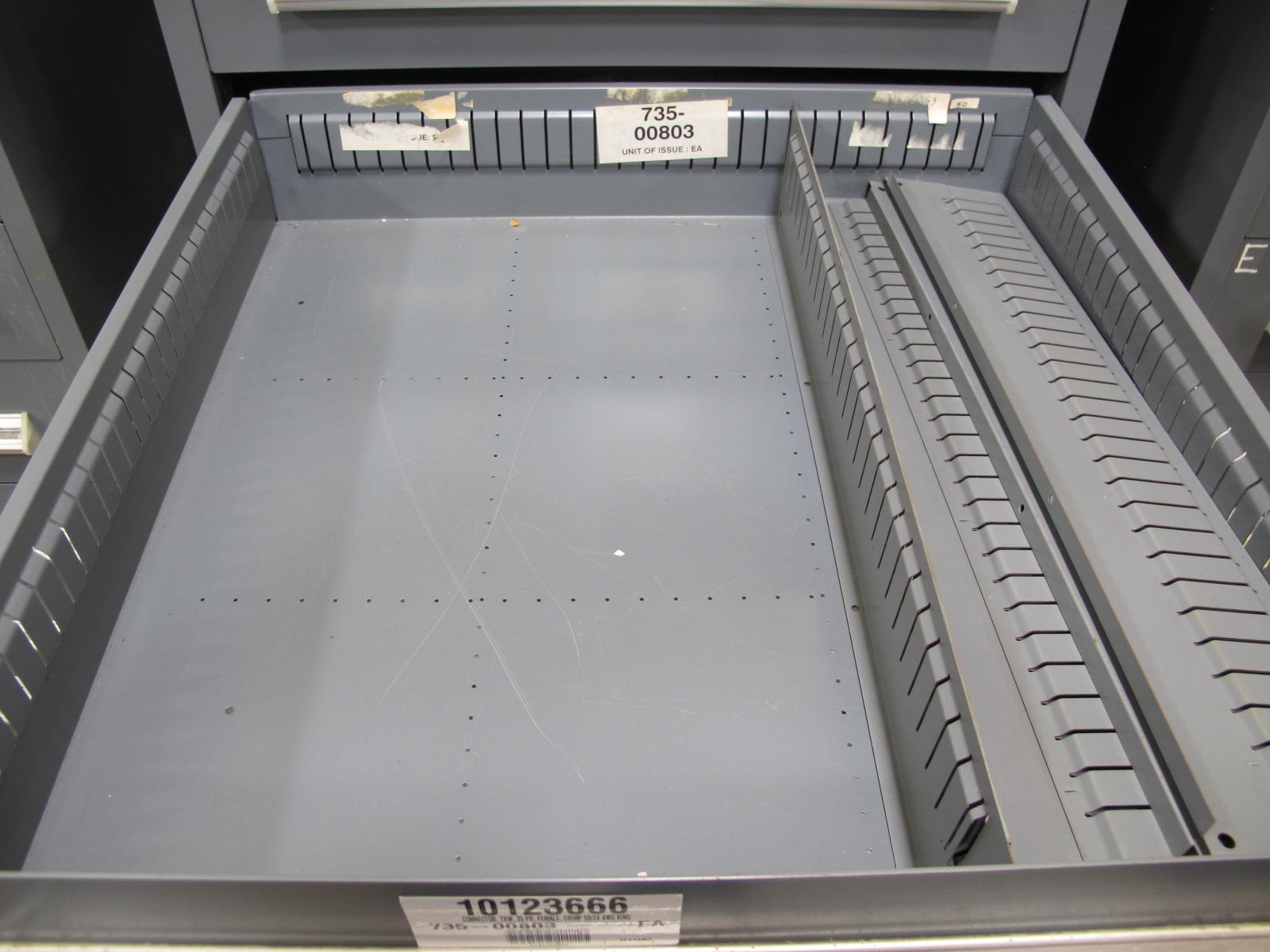 STANLEY VIDMAR CABINET, 11 DRAWER, TO INCLUDE: AMP METER, THERMOSTAT, TRANSMITTER ASSEMBLY, CONNECTOR SLEEVES, SPECTROME AMPLIFIER, PILOT RELAY, FUSES, FLOAT MONELS, CORDS. LOCATED AT W-50 . LOADING AND HANDLING FEE $25-374