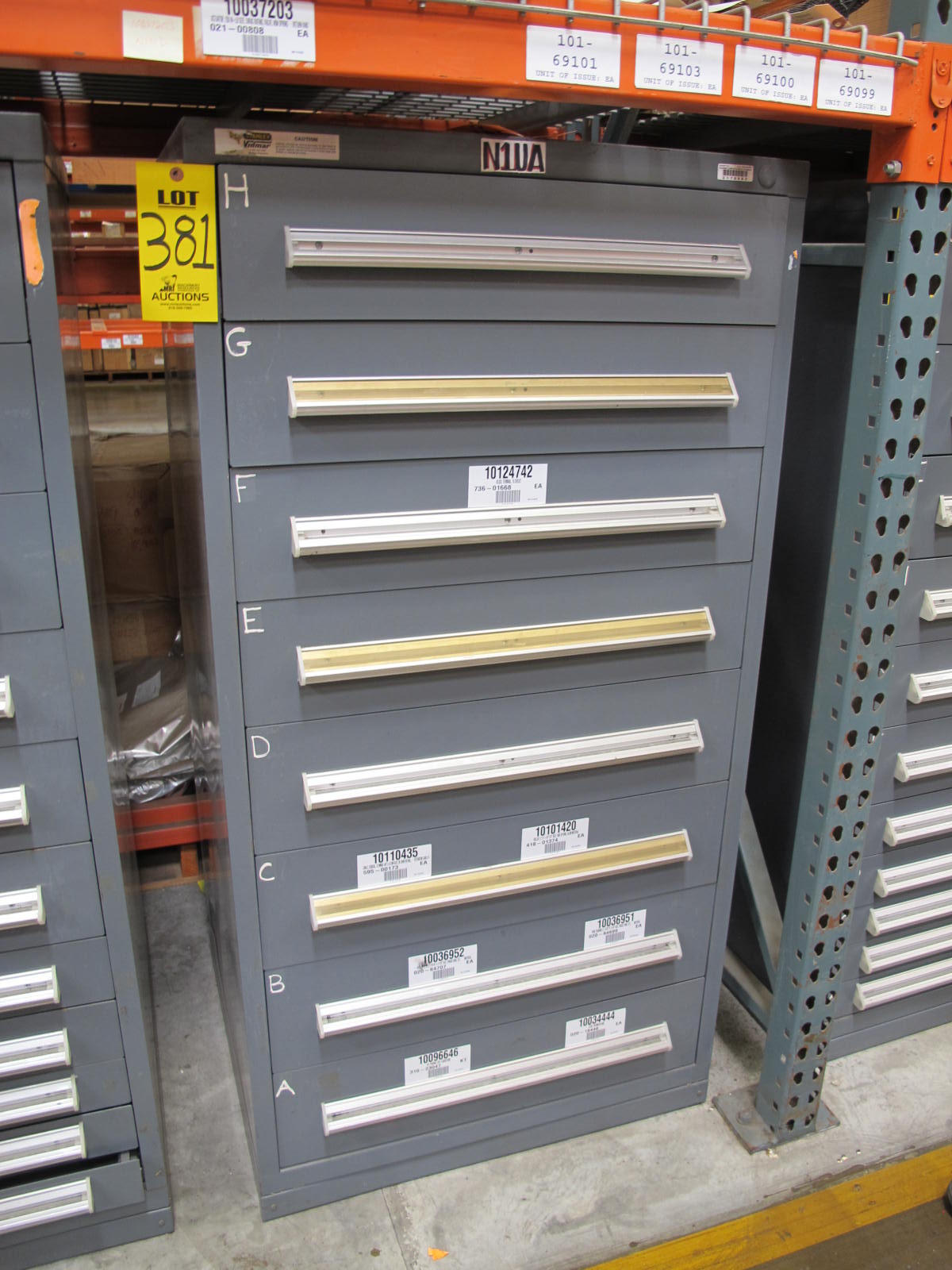 STANLEY VIDMAR CABINET, 8 DRAWER, TO INCLUDE: FLOW DETECTORS, TERMINAL BLOCKS, CAPACITORS, LUBRICATORS, CIRCUIT BREAKERS, VALVE MANIFOLDS, KEYBOARD DISPLAYS, PRESSURE REGULATOR. LOCATED AT W-50 . LOADING AND HANDLING FEE $25-381