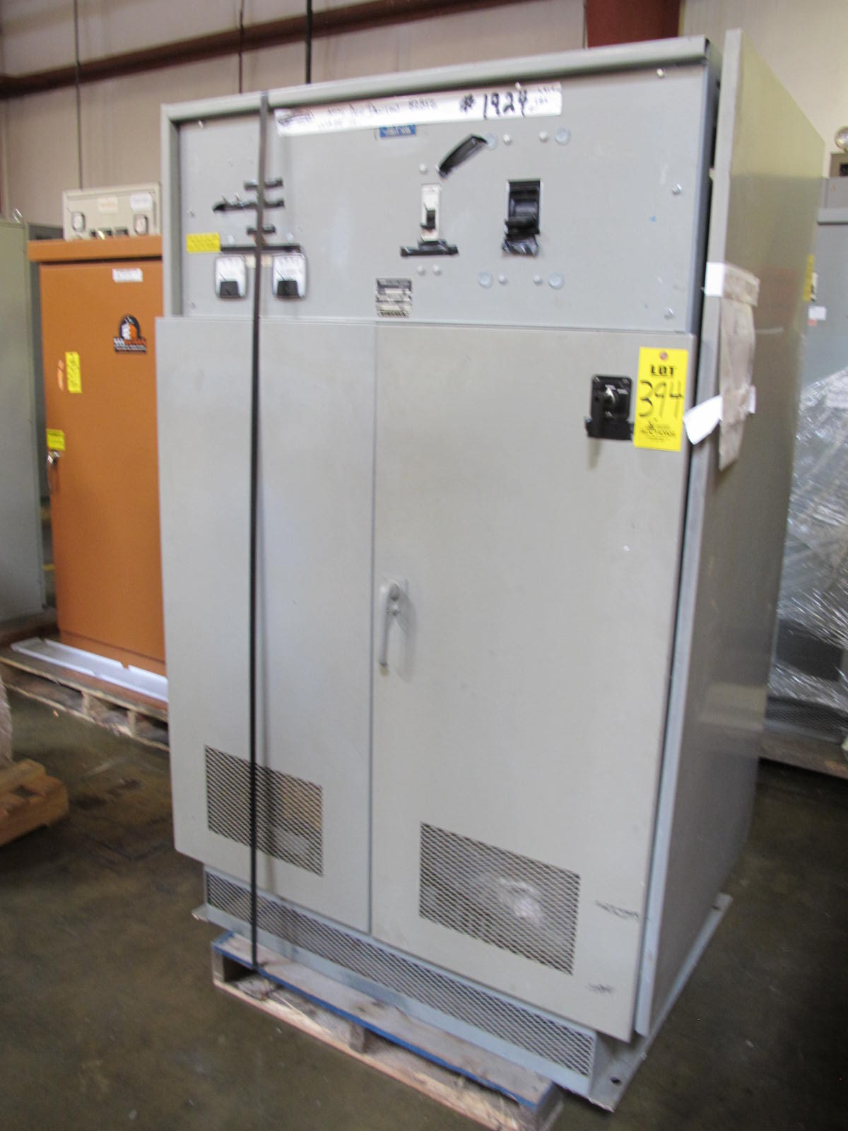 C&D TECHNOLOGIES BATTERY CHARGER, MODEL # ARR130A300, 132 VOLTS, 300 AMPS, 3 PHASE, 60 HZ, 60 CELLS, S/N ES7738. LOCATED AT W-50 . LOADING AND HANDLING FEE $25-394