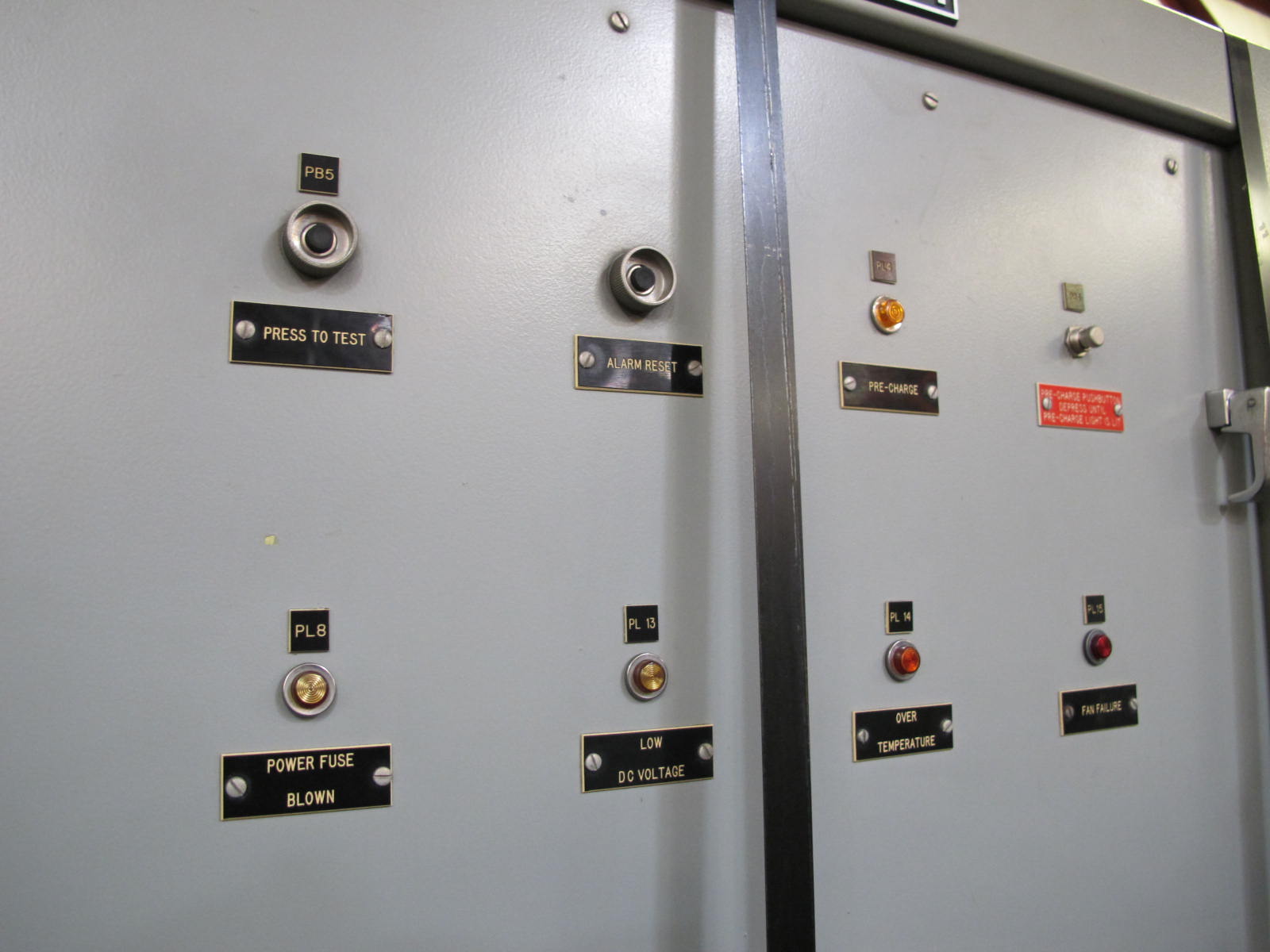 SCI CONTROLS INC. ELECTRICAL CONTROL CABINET. LOCATED AT W-50 . LOADING AND HANDLING FEE $25-396
