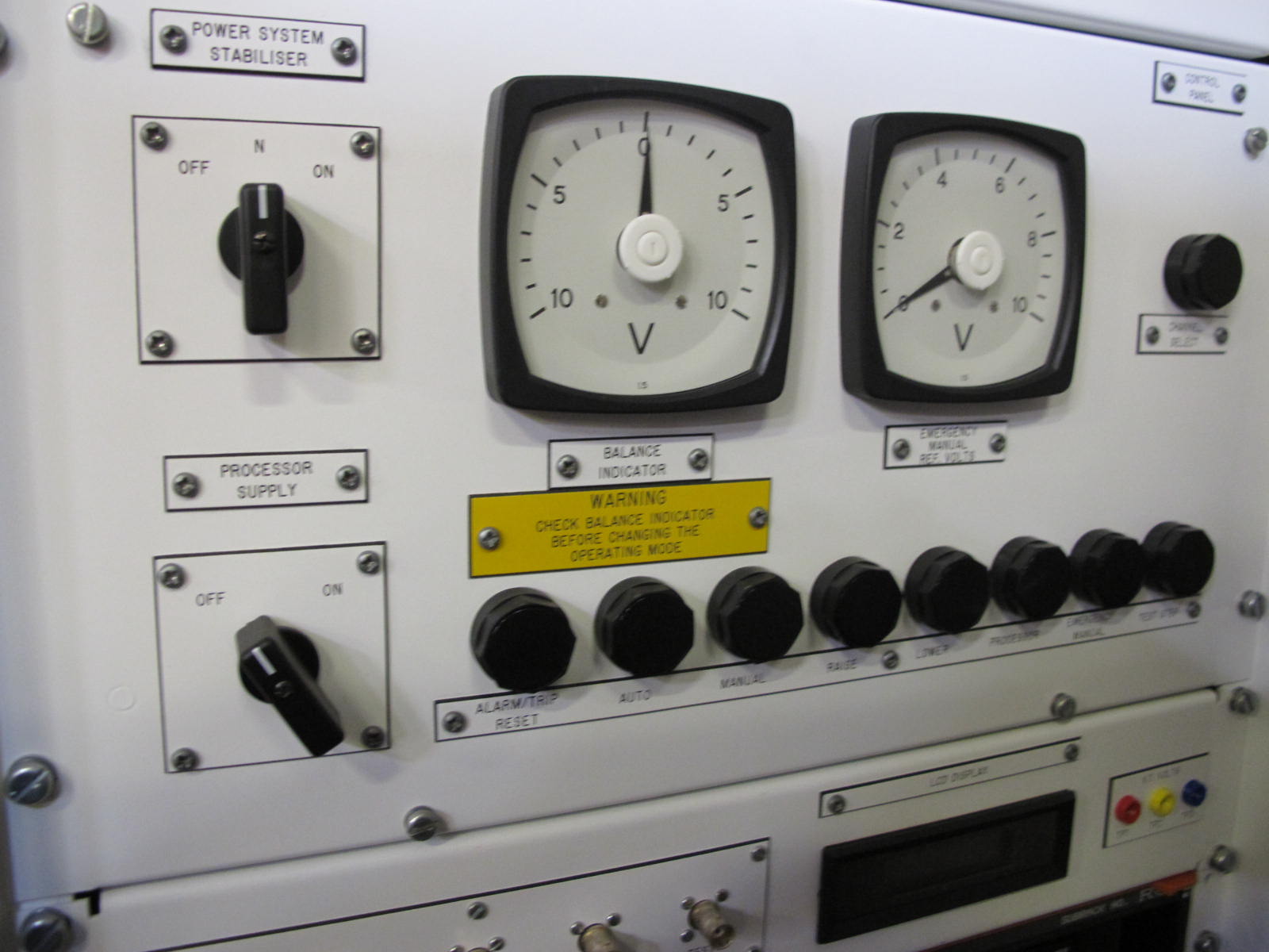 GECALSTHOM RVD EXCITATION TRAINING INDICATION/FUNCTION/ALARM CHART CONTROL. LOCATED AT W-50 . LOADING AND HANDLING FEE $25-401