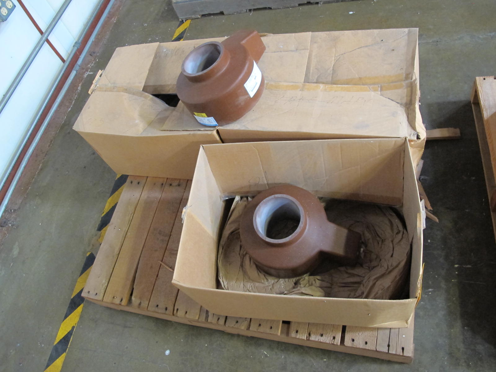 (6) TRANSFORMERS, 3000/5 AMP, CURRENT KIND.. LOCATED AT W-50 . LOADING AND HANDLING FEE $25-417