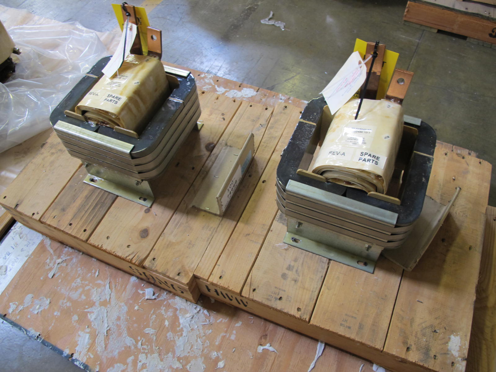 CHOKE, CHARGER KIND, XDC400, 0.20 MHY, 140V. FOR 400 AMP CHARGER, MODEL 85-CC4000-95.. LOCATED AT W-50 . LOADING AND HANDLING FEE $25-420