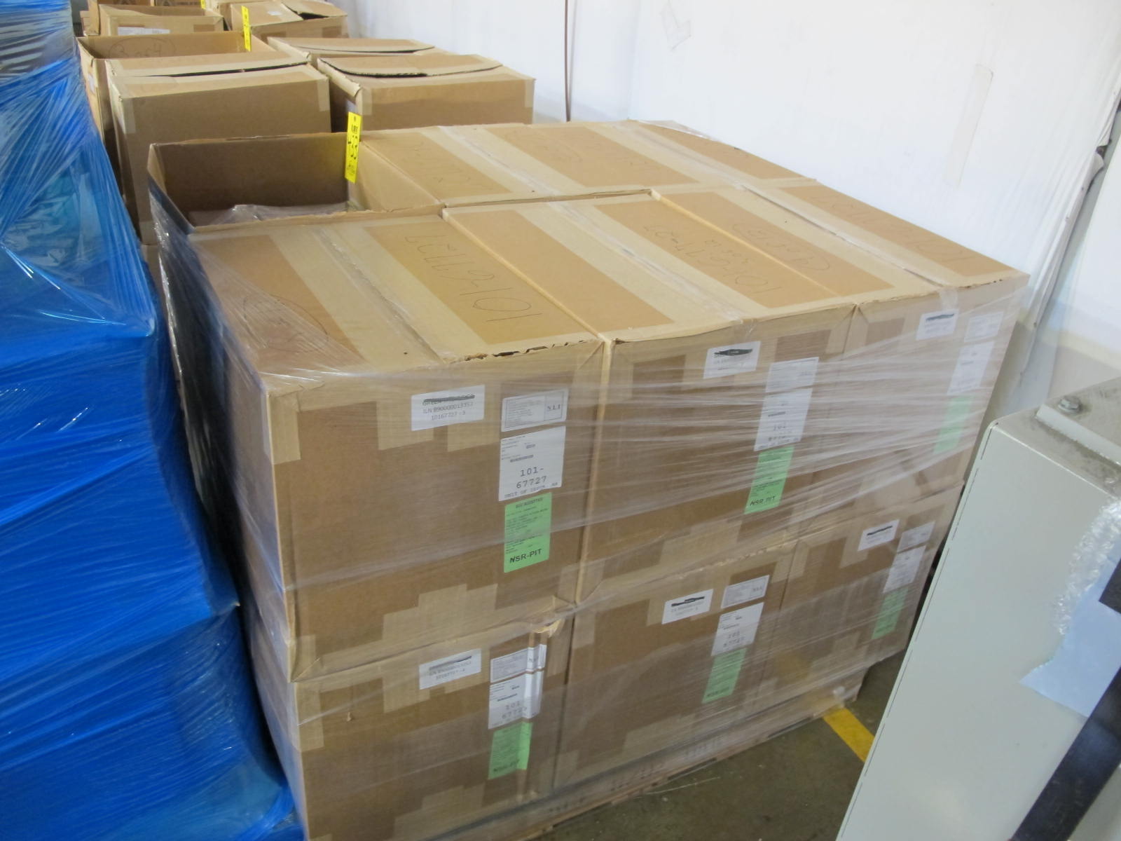 (12) NLI STARTERS, ELECTRIC MOTOR TYPE, MCC BUCKET KIND, 18"H X 14"W SIZE, 2 NEMA SIZE. COMPLETE WITH DOOR. INCLUDES THE FOLLOWING COMPONENTS: > NEMA SIZE 2 FULL VOLTAGE NON-REVERSING STARTER   (8536SD03V02BSX2222), WITH BIMETALLIC OVERLOAD   RELAY (INCLUDES THREEHEATERS) > 4NO <(>&<)> 4NC AUXILIARY CONTACTS > 50A MAGNETIC ONLY CIRCUIT BREAKER (HMCP050K2C) > 200VA CURRENT POTENTIAL. LOCATED AT W-50. LOADING AND HANDLING FEE $25-433