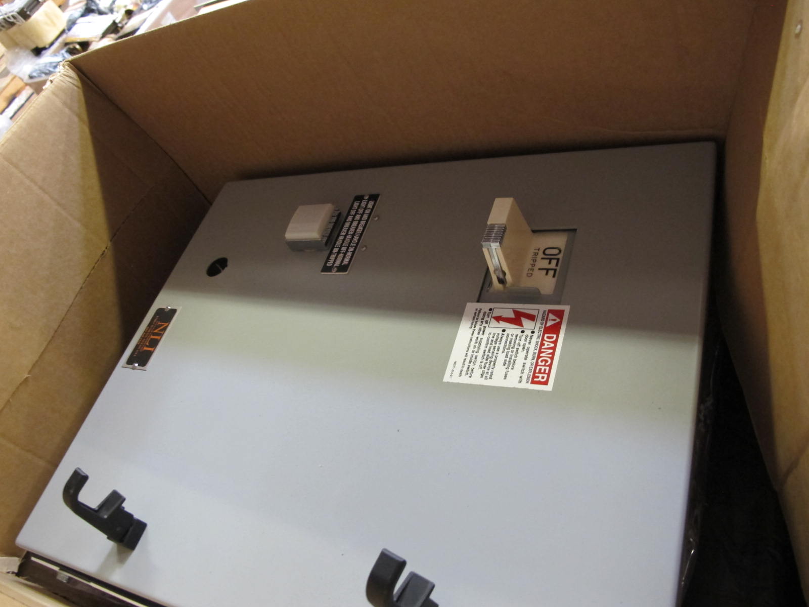 (12) NLI STARTERS, ELECTRIC MOTOR TYPE, MCC BUCKET KIND, 18"H X 14"W SIZE, 2 NEMA SIZE. COMPLETE WITH DOOR. INCLUDES THE FOLLOWING COMPONENTS: > NEMA SIZE 2 FULL VOLTAGE NON-REVERSING STARTER   (8536SD03V02BSX2222), WITH BIMETALLIC OVERLOAD   RELAY (INCLUDES THREEHEATERS) > 4NO <(>&<)> 4NC AUXILIARY CONTACTS > 50A MAGNETIC ONLY CIRCUIT BREAKER (HMCP050K2C) > 200VA CURRENT POTENTIAL. LOCATED AT W-50. LOADING AND HANDLING FEE $25-433