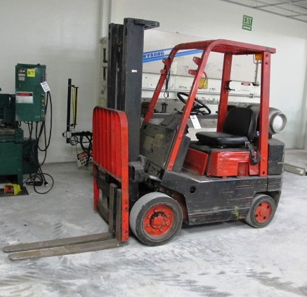 DATSUN FORKLIFT, 3000 LB CAPACITY, LPG-70