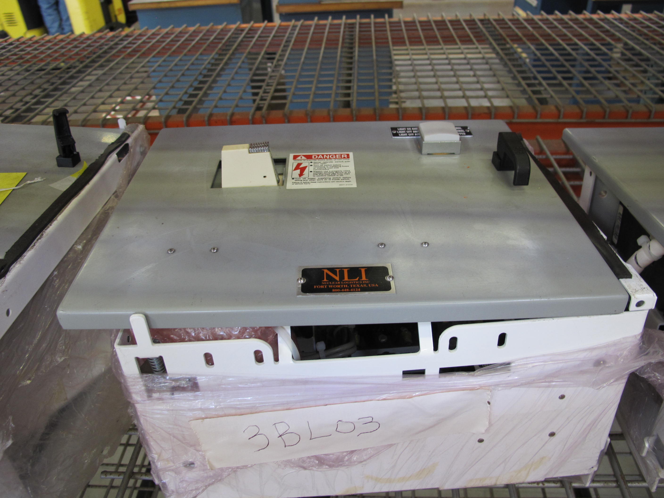 (6) NLI ELECTRIC MOTOR STARTERS, WITH SQUARE-D AND MICRON PARTS. LOADING & HANDLING $15-1467