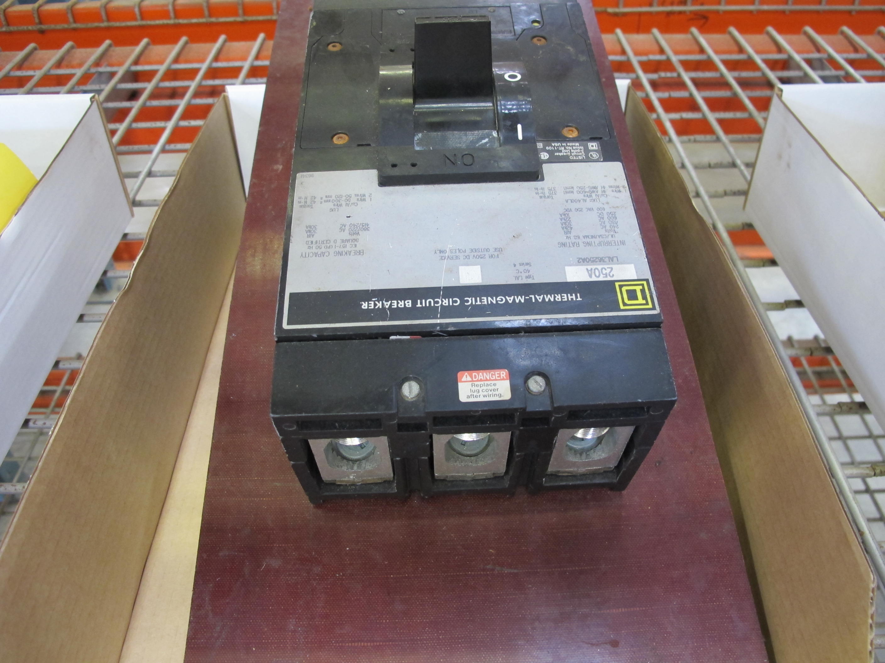 MISC. SQUARE-D, ITE, AND GE CIRCUIT BREAKER SWITCHES. LOADING & HANDLING $5-1468