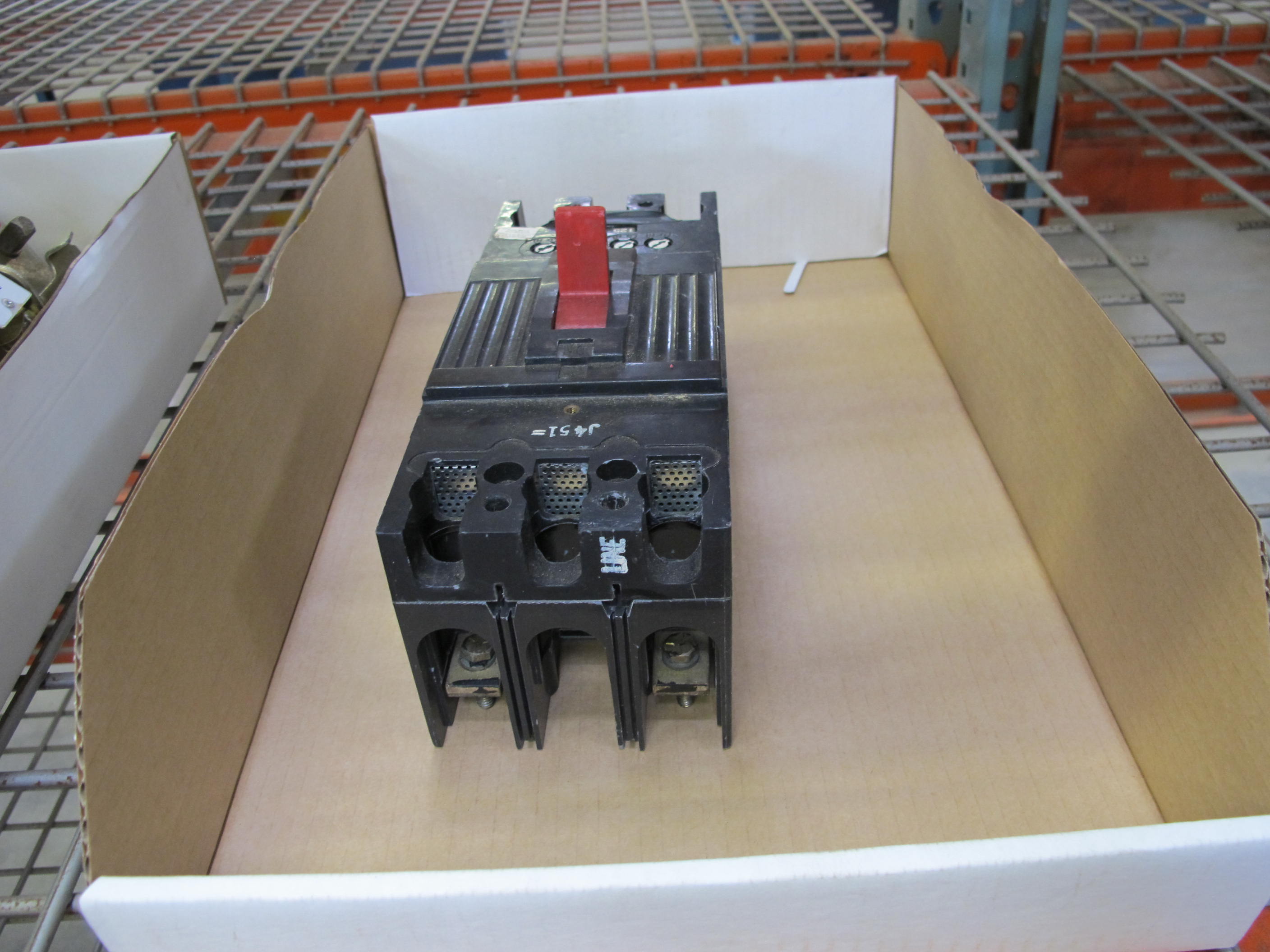 MISC. SQUARE-D, ITE, AND GE CIRCUIT BREAKER SWITCHES. LOADING & HANDLING $5-1468