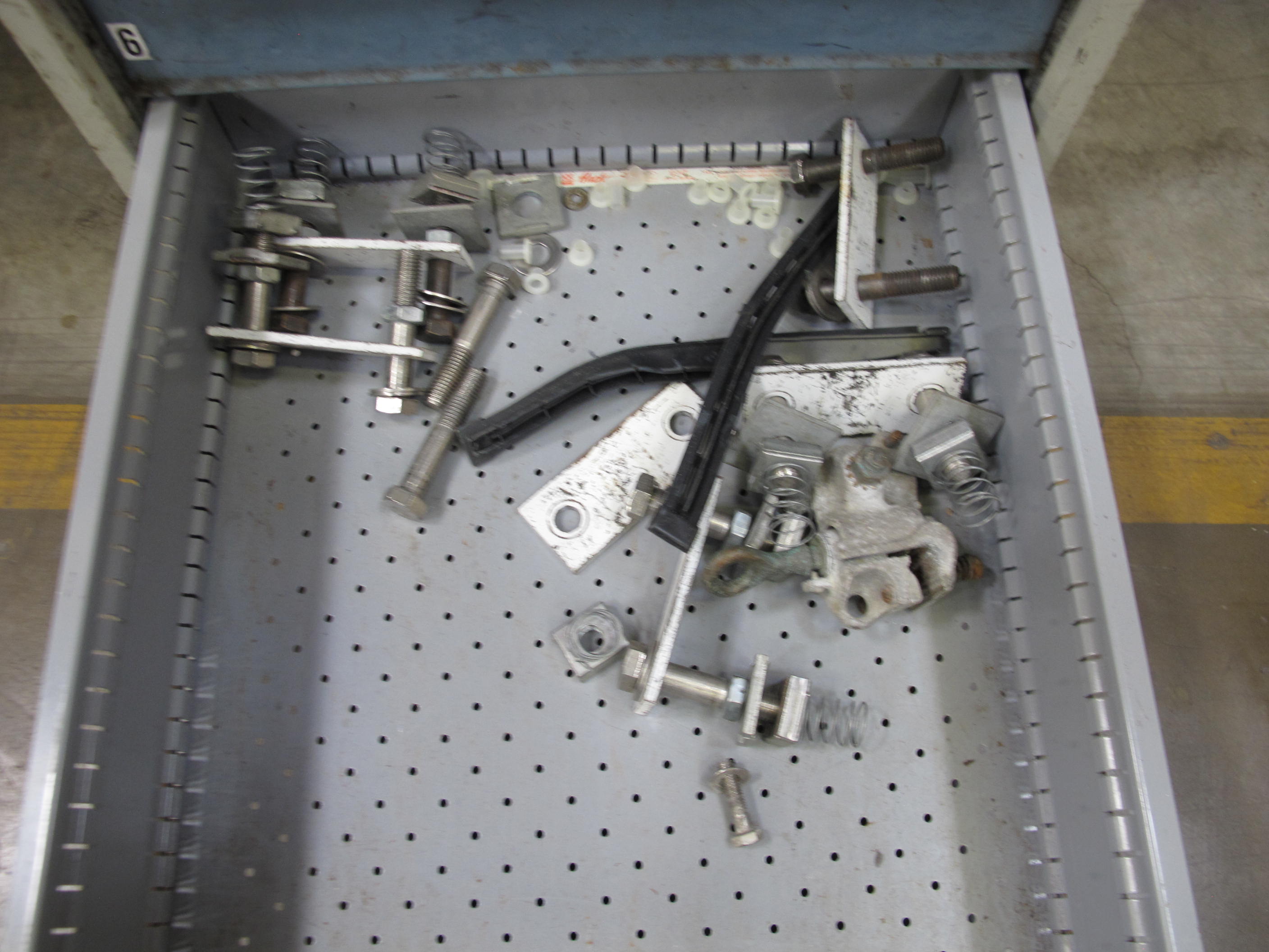 LOT TO INCLUDE: BUTCHER BLOCK TABLE TOP 72"L X 30"W, (2) LISTA 7 DRAWER CABINETS WITH MISC. CONTENTS. LOADING & HANDLING $15-1707