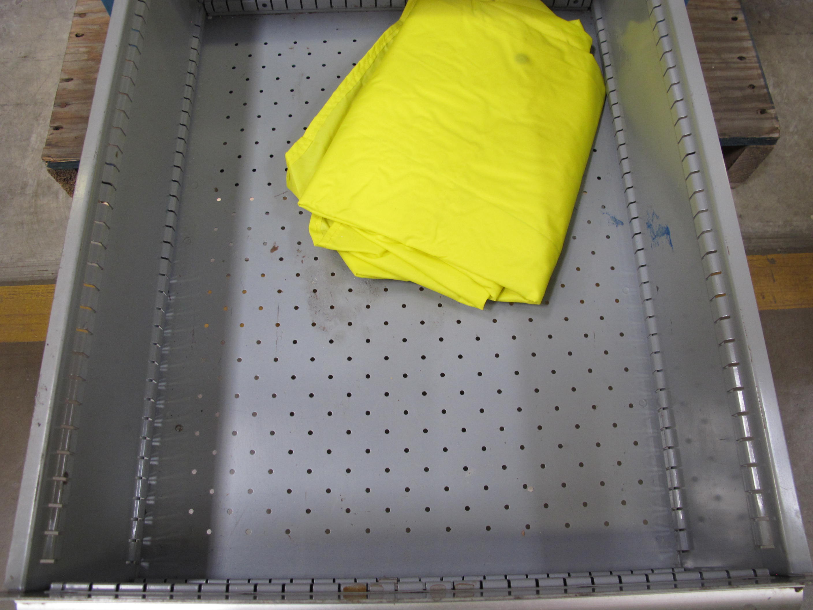 LISTA INDUSTRIAL WORK DESK, BUTCHER BLOCK TABLE TOP 60"L X 30"W, 5 DRAWER CABINET WITH CONTENTS TO INCLUDE: MISC. ITEMS. LOADING & HANDLING $15-1672