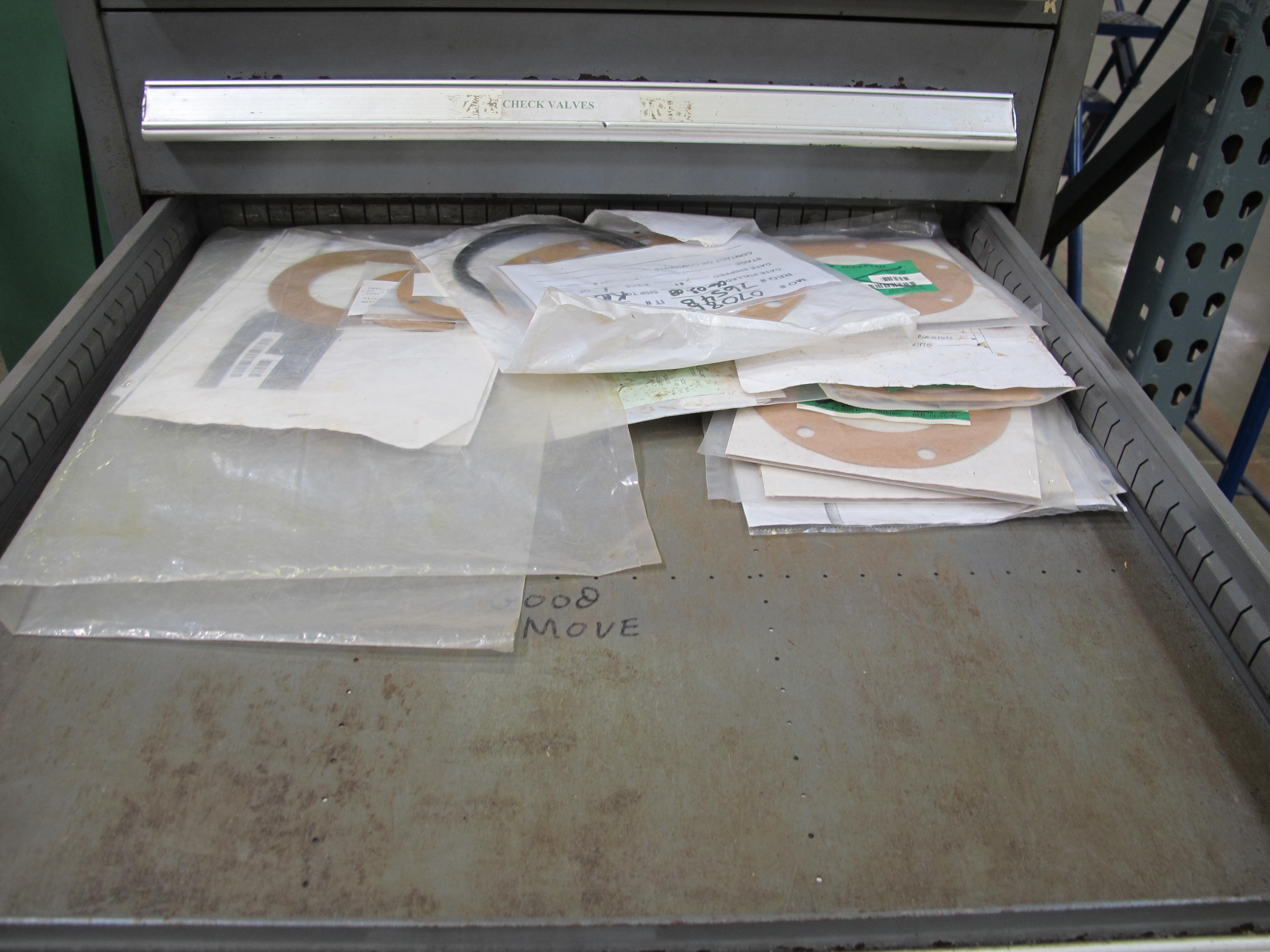 STANLEY VIDMAR 13 DRAWER CABINET WITH CONTENTS TO INCLUDE: PUMP FILTERS, GASKETS, BRASS ITEMS, PLUNGER. LOADING & HANDLING $15-1684