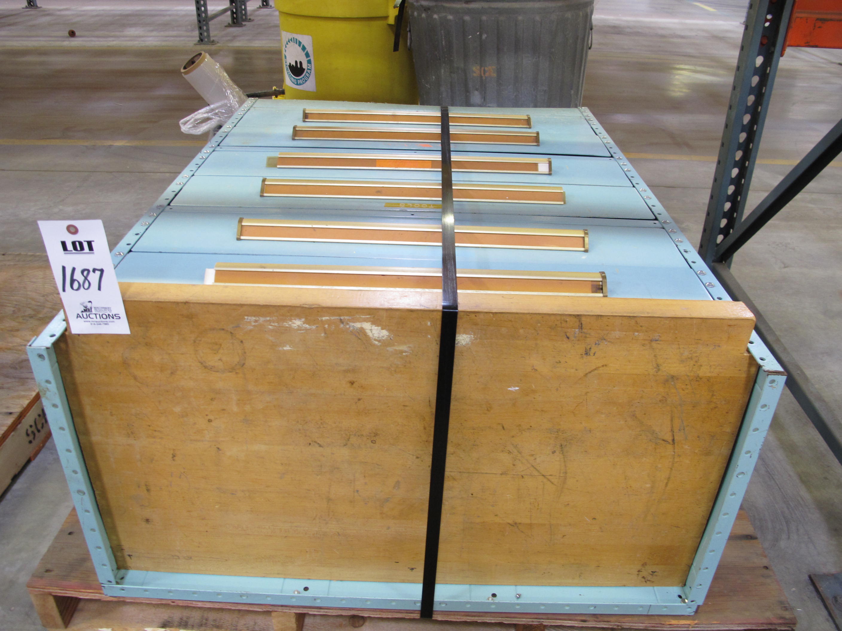 EQUIPTO 6 DRAWER CABINET. LOADING & HANDLING $15-1687