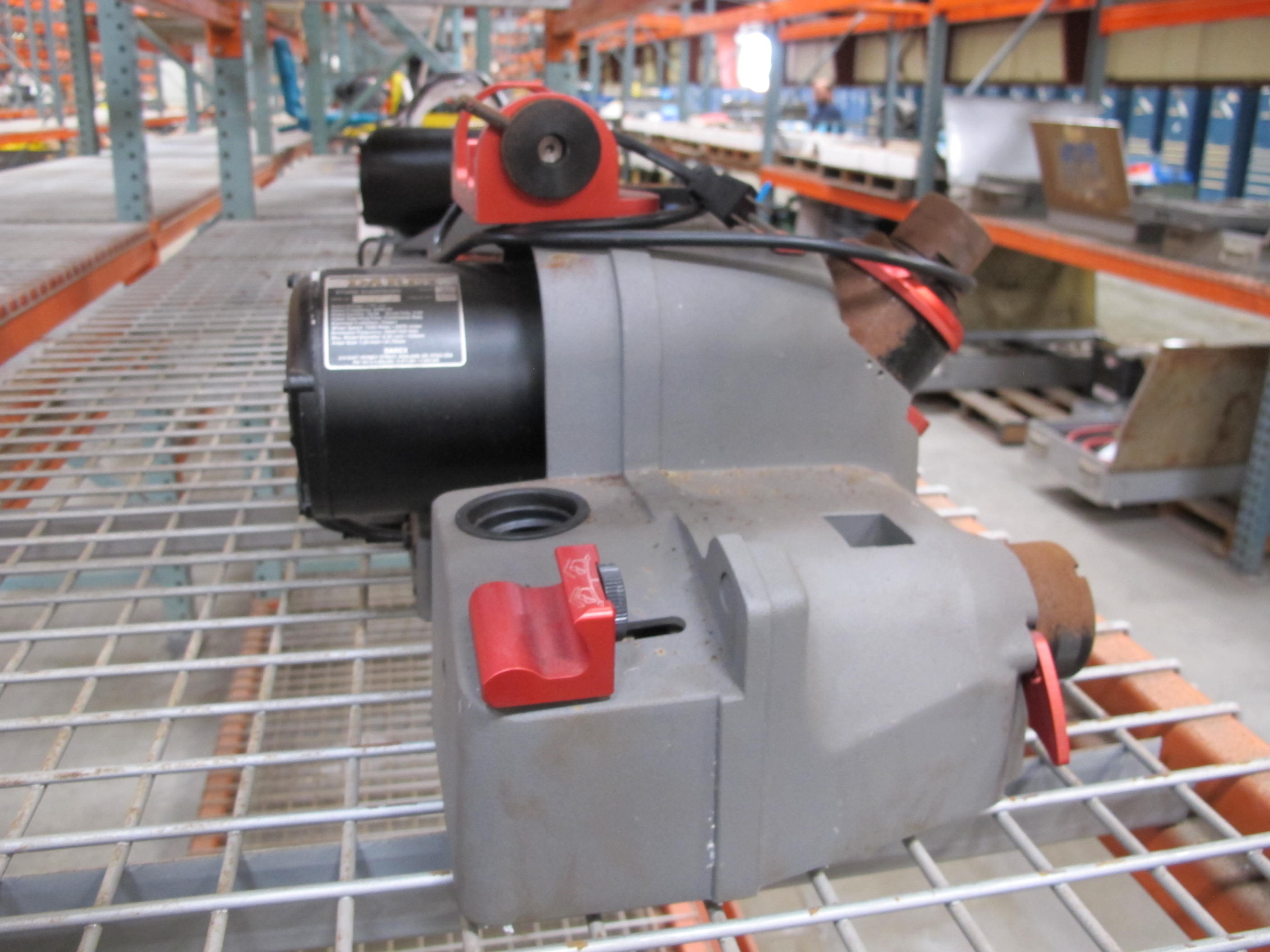 DAREX XT3000 XPANDABLE TOOL SHARPENDER, WHEEL SPEED 23/29 M/SEC, 115V, 50/60 HZ, 10 A-2066