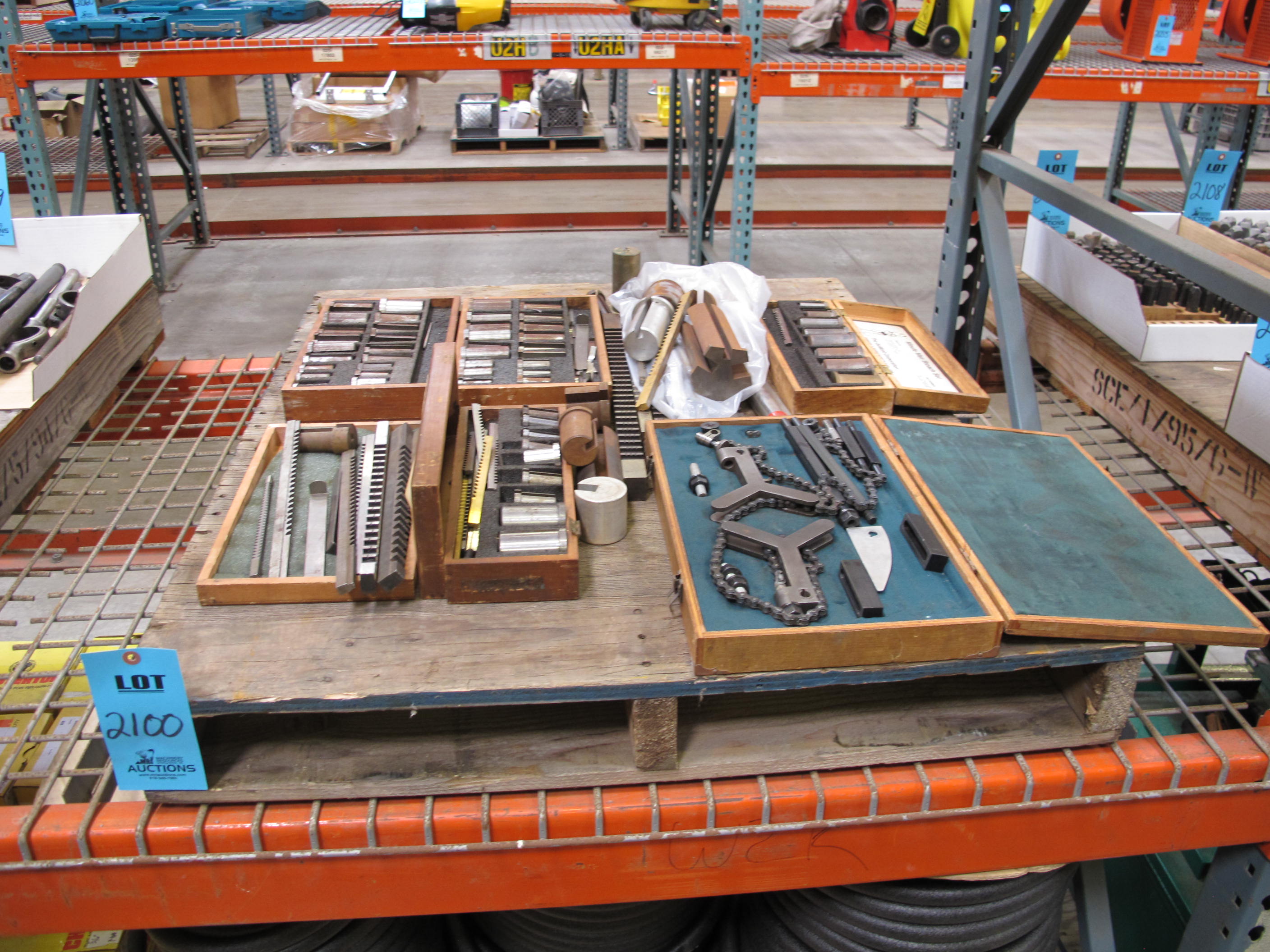 LOT TO INCLUDE: MINUTE MAN BROACH SETS AND MISC. MACHINIST TOOLS-2100