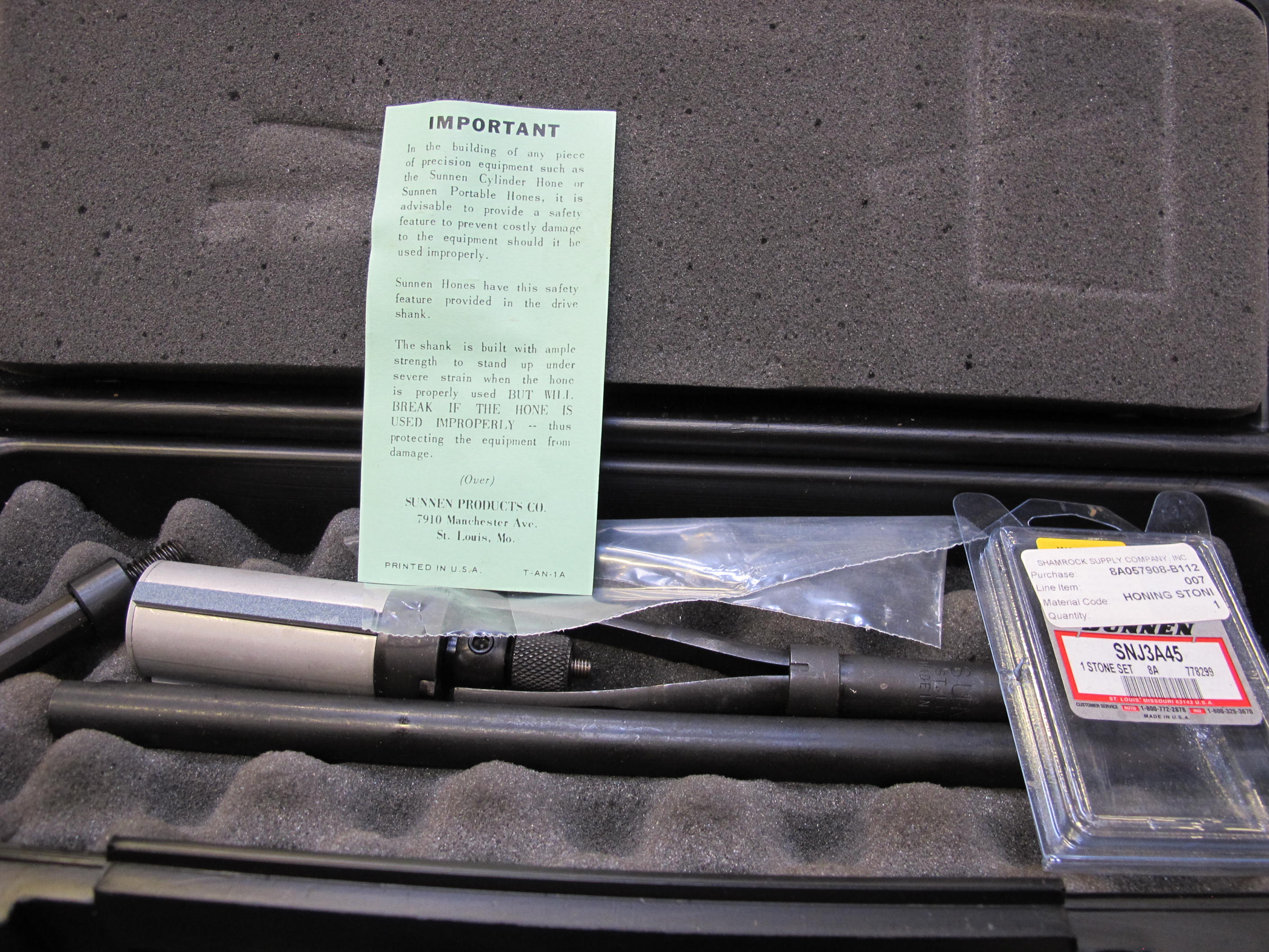 (2) SUNNEN HONES WITH HONING STONES-2134