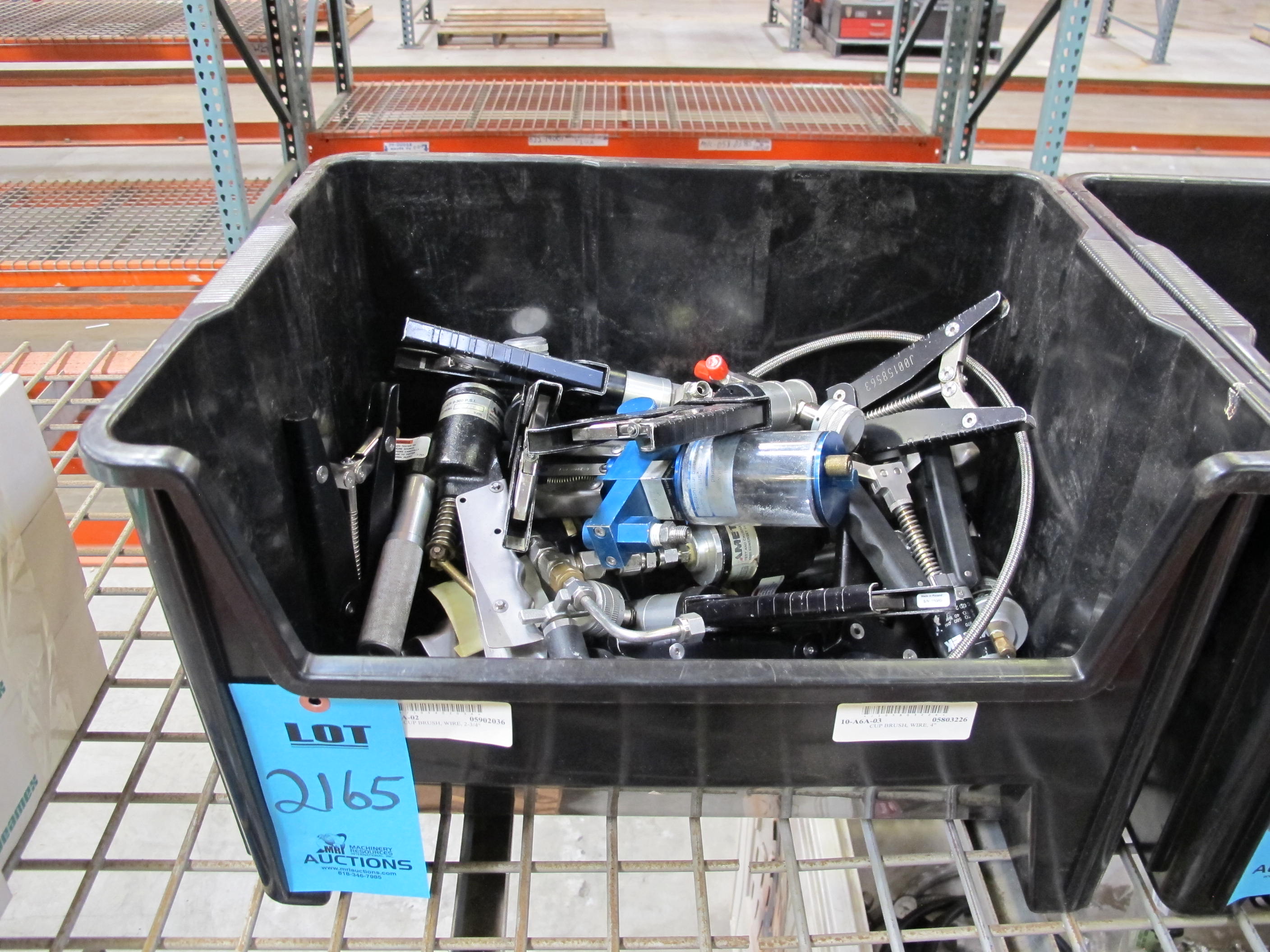 MISC. HYDRAULIC HAND PUMPS AND CALIBRATION PUMPS-2165