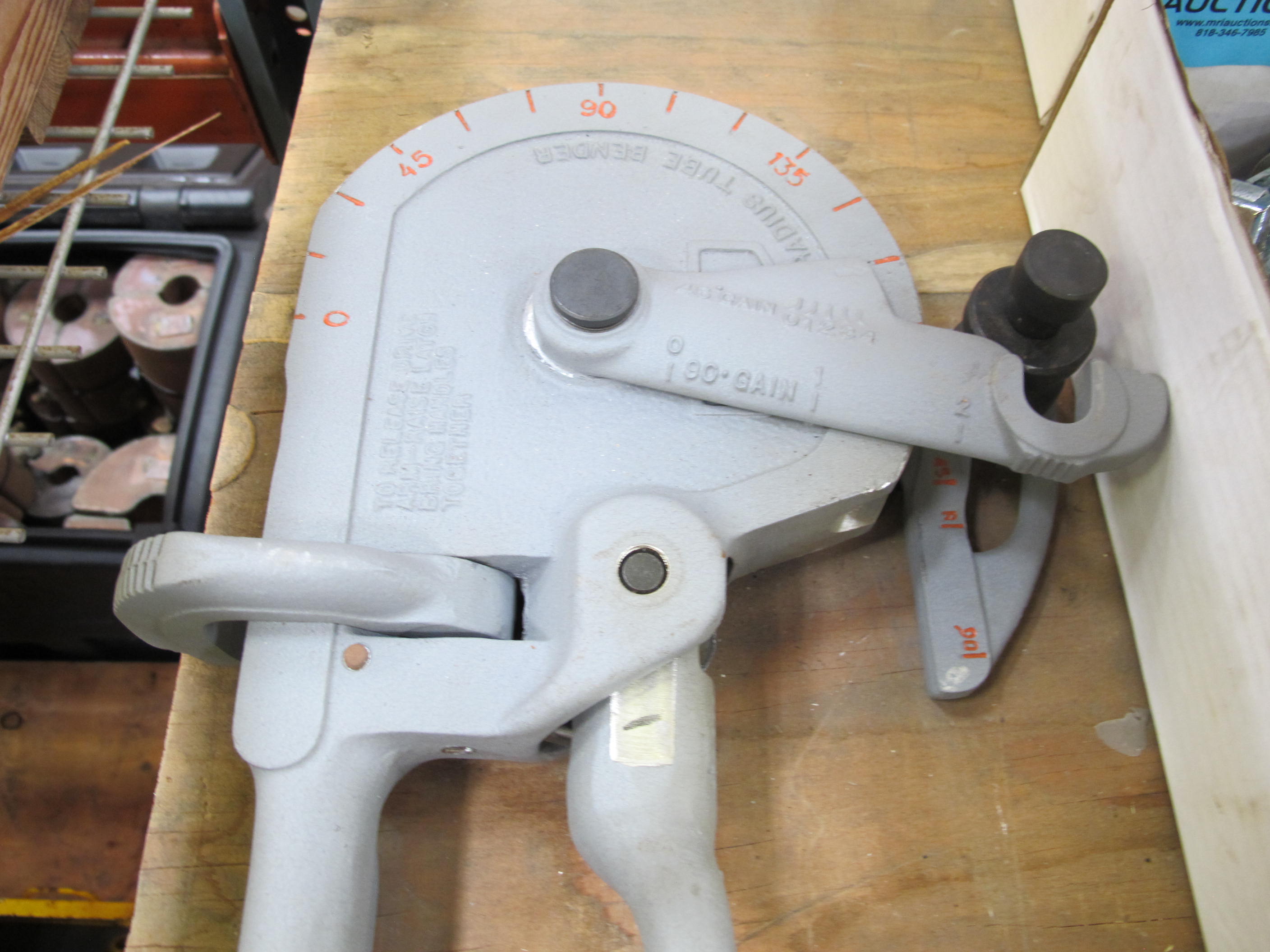 LIKE NEW! RIDGID 3 3/4" TUBE BENDER-2209