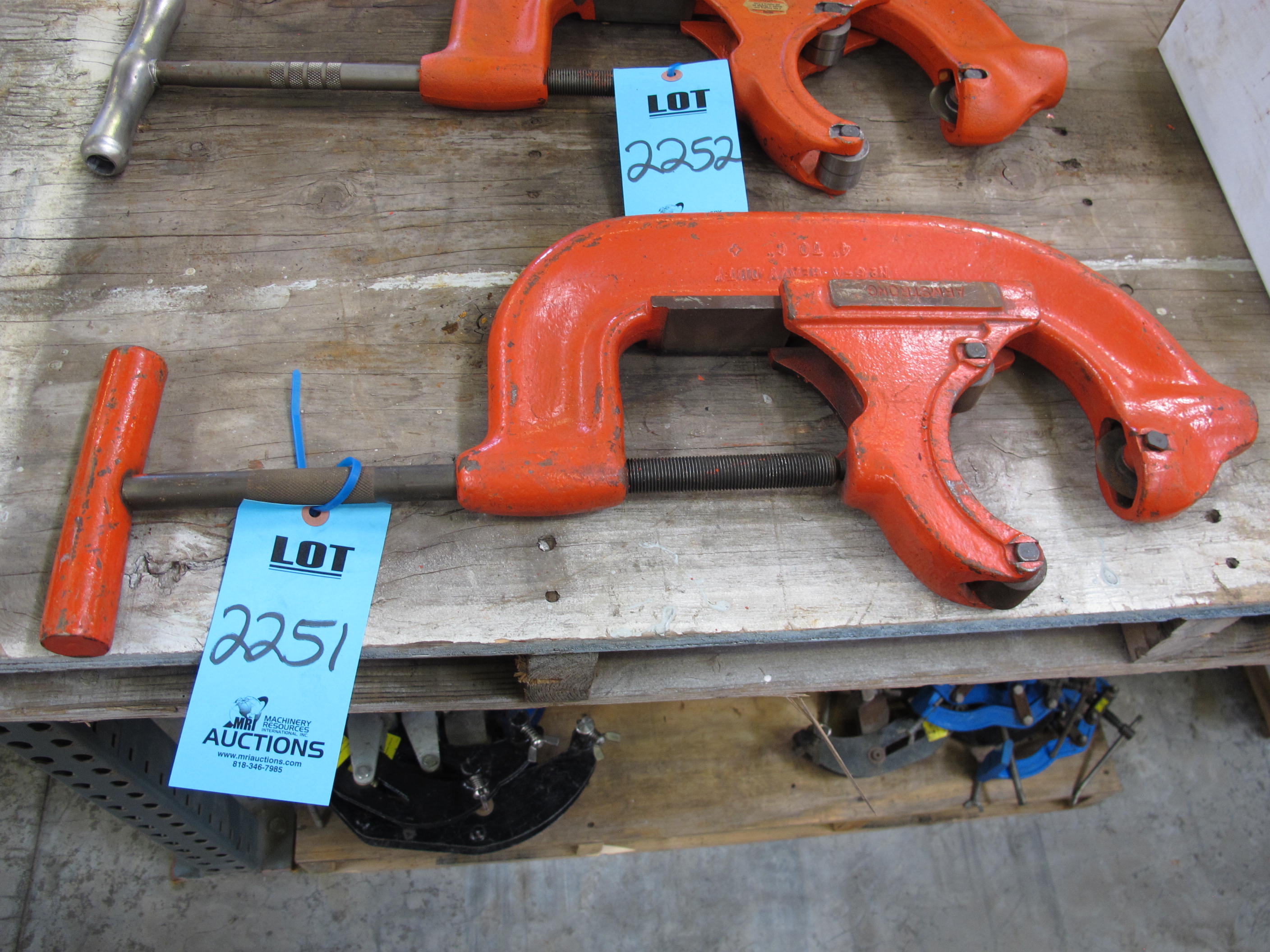 ARMSTRONG PIPE CUTTER, 4"-6"-2251