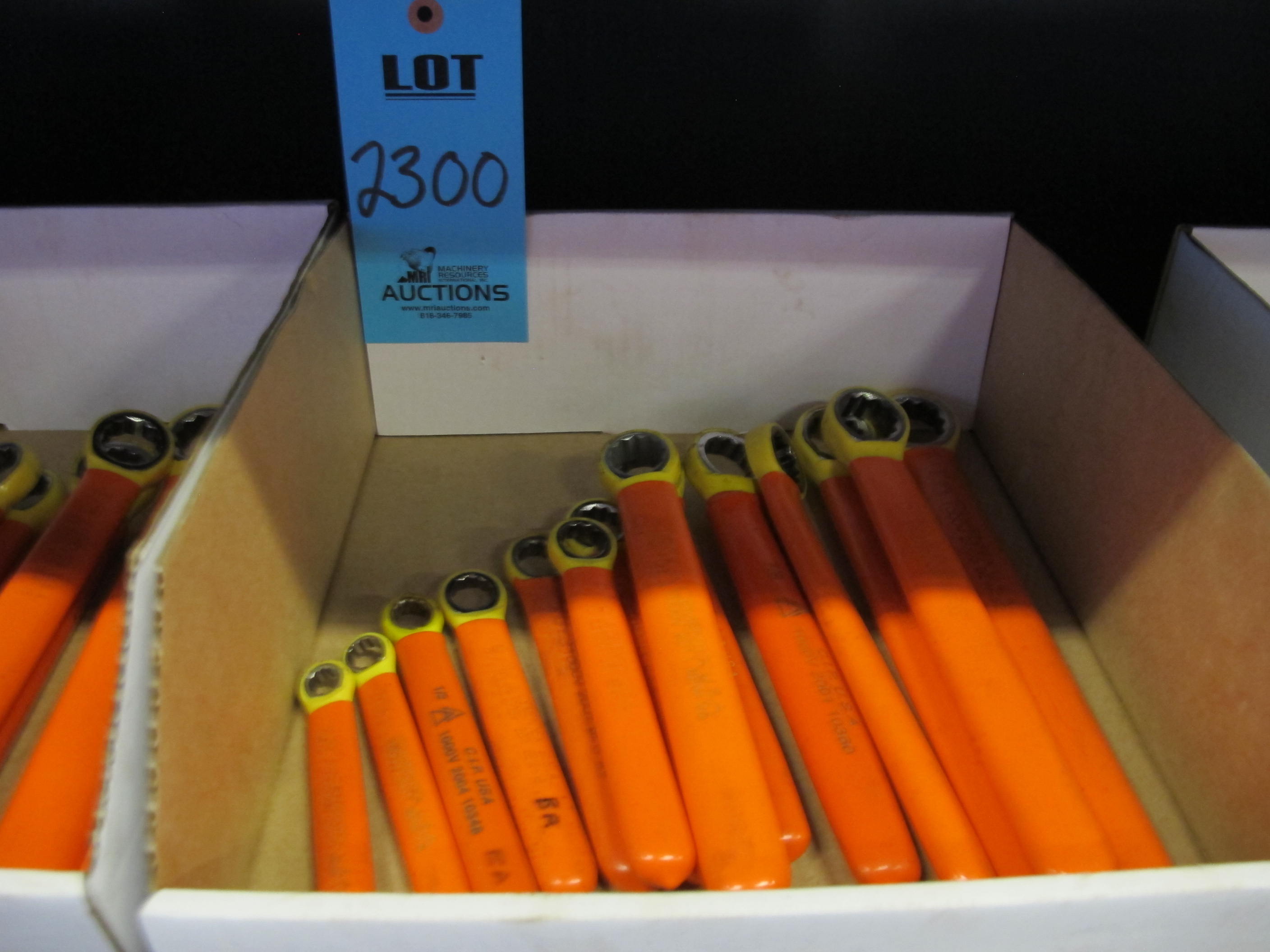 CEMENTEX INSULATED  CLOSED END WRENCH SET, 3/8"-1"-2300