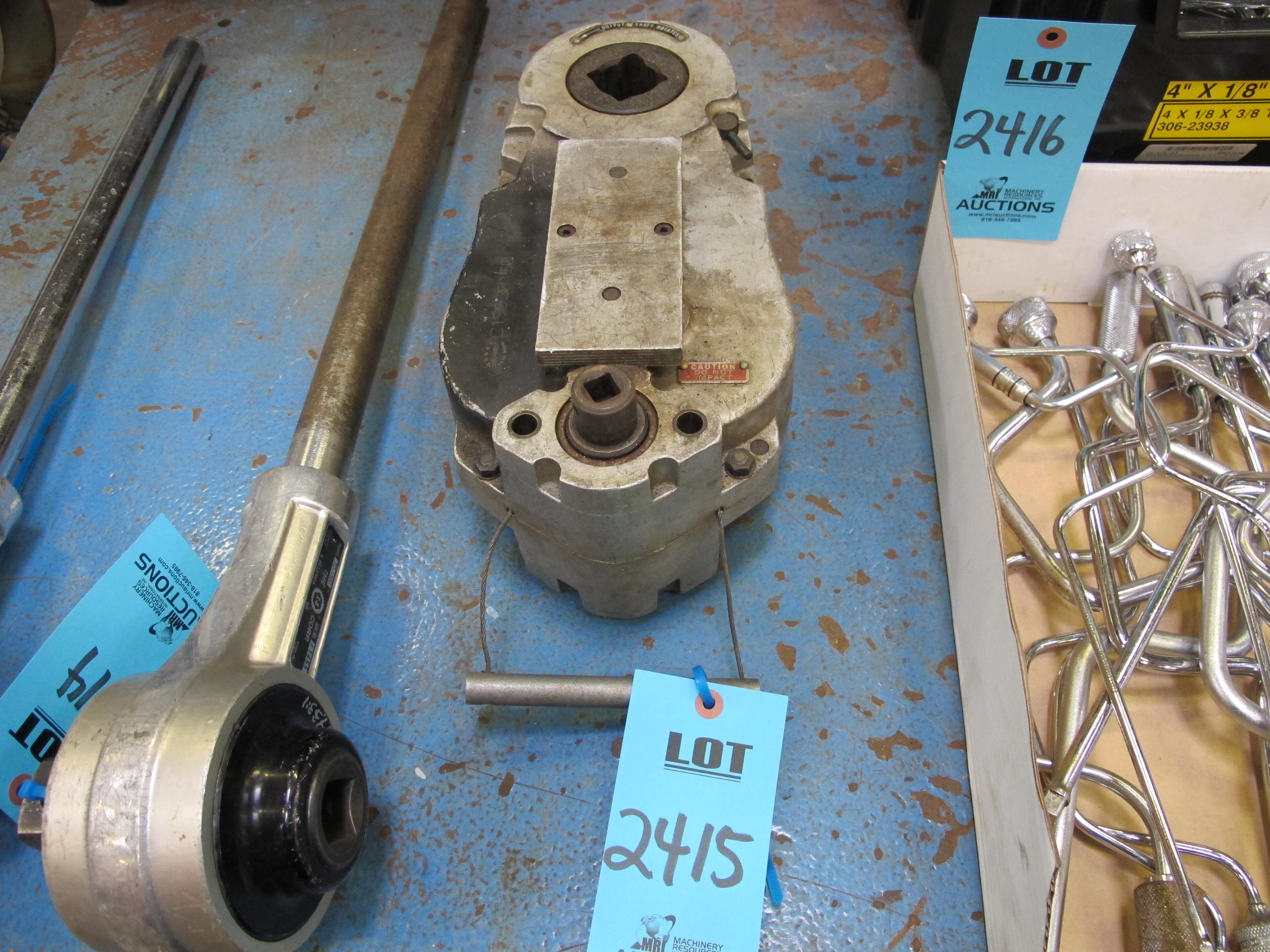 SARGENT/SWEENEY TORQUE MULTIPLIER, MODEL NUMBER 201-2415