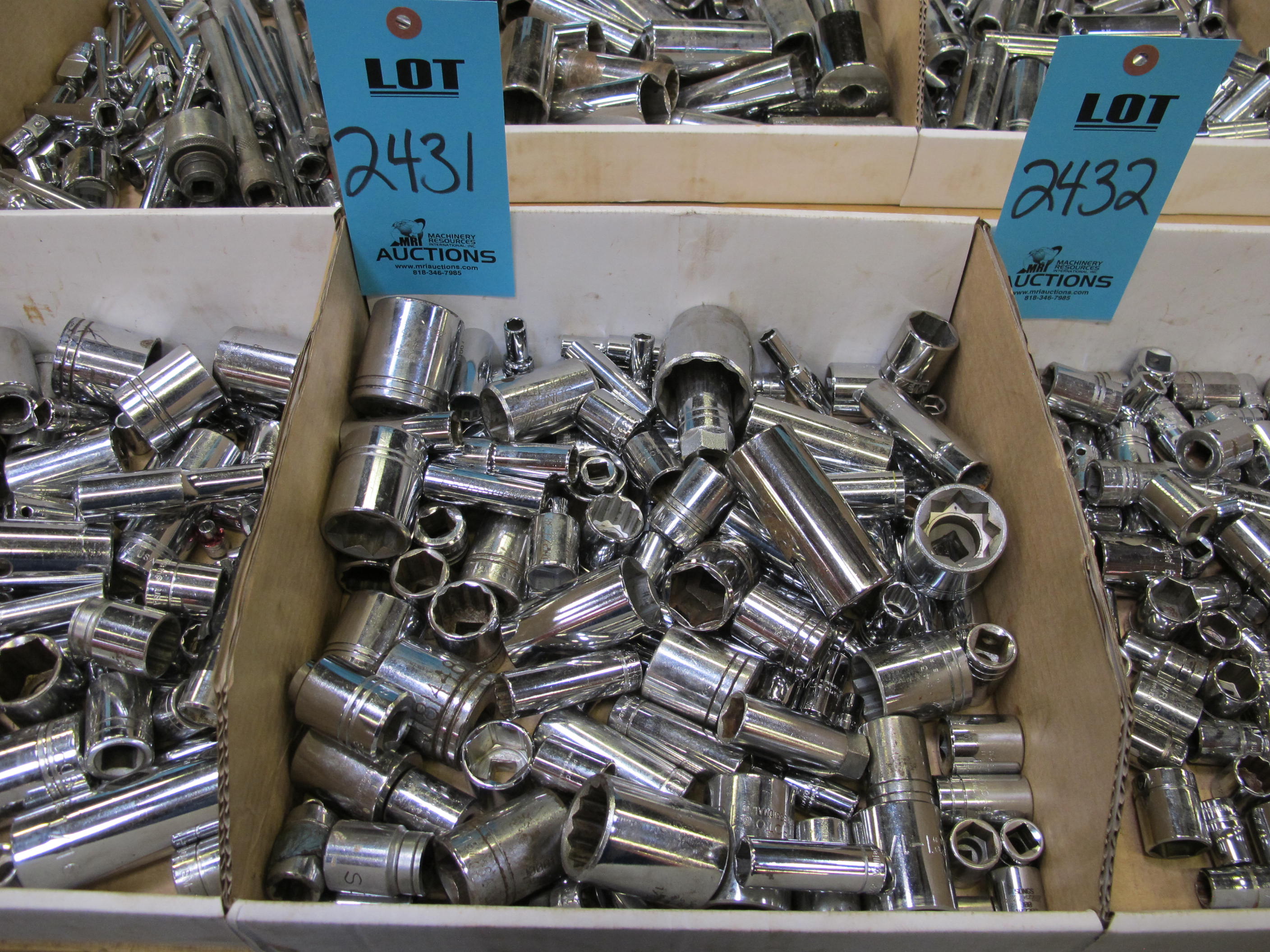 LOT TO INCLUDE WILLIAMS, PROTO, AND ARMSTRONG: 6 AND 12 POINT SOCKETS, VARYING SIZES-2431