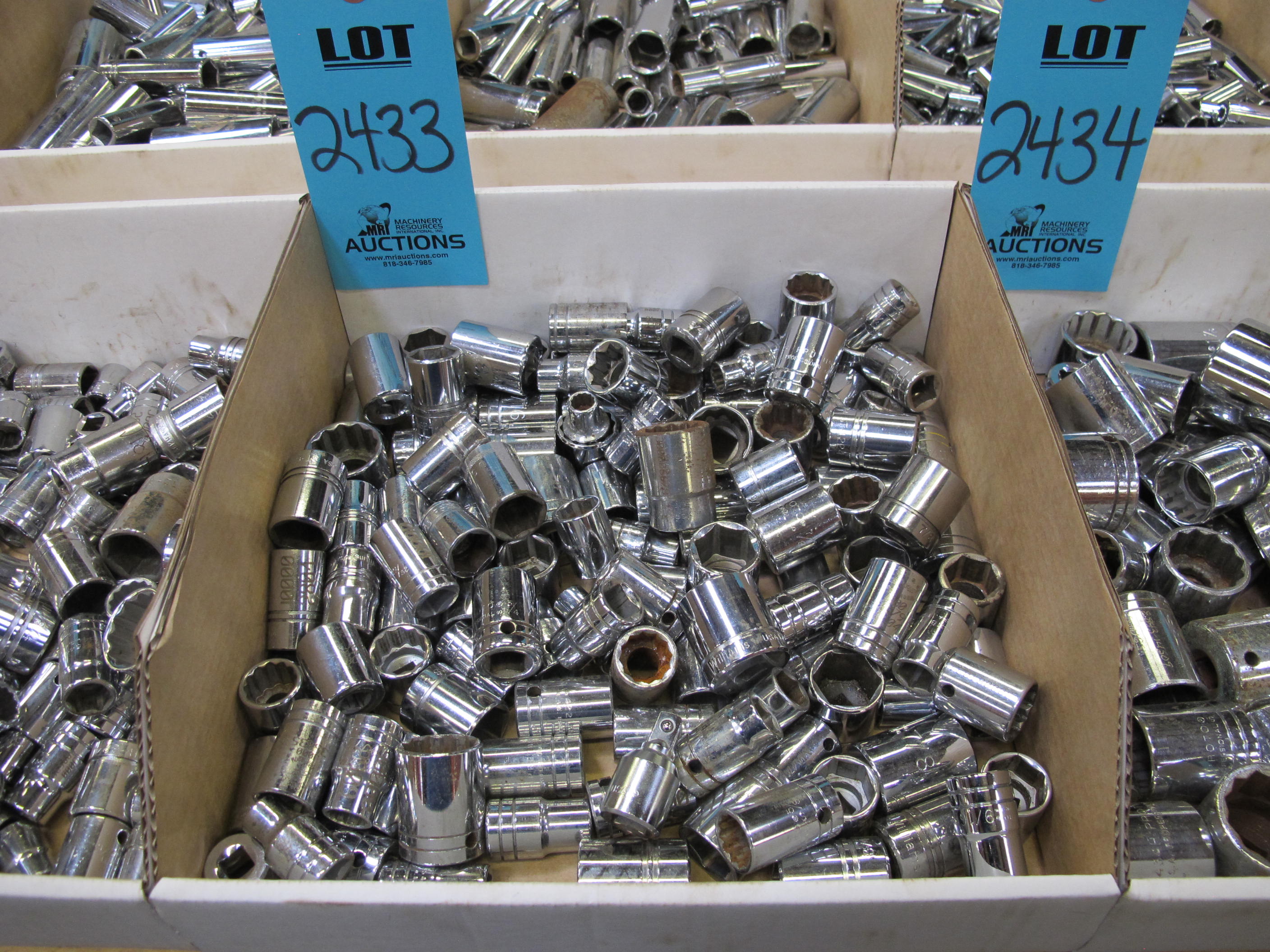 LOT TO INCLUDE WILLIAMS, PROTO, AND ARMSTRONG: 6 AND 12 POINT SOCKETS, VARYING SIZES-2433