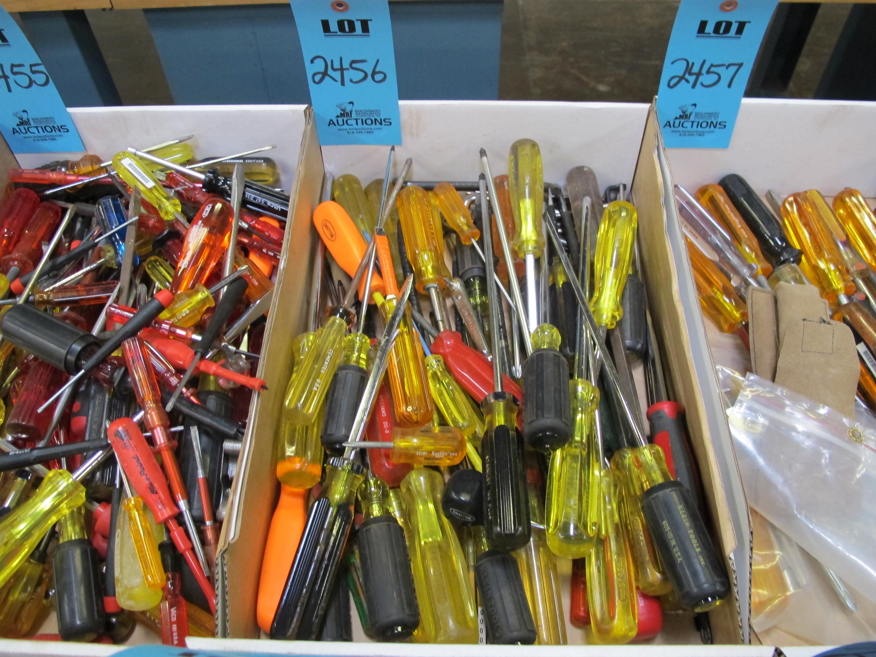 MISC. SCREWDRIVERS, VARIED SIZES-2456