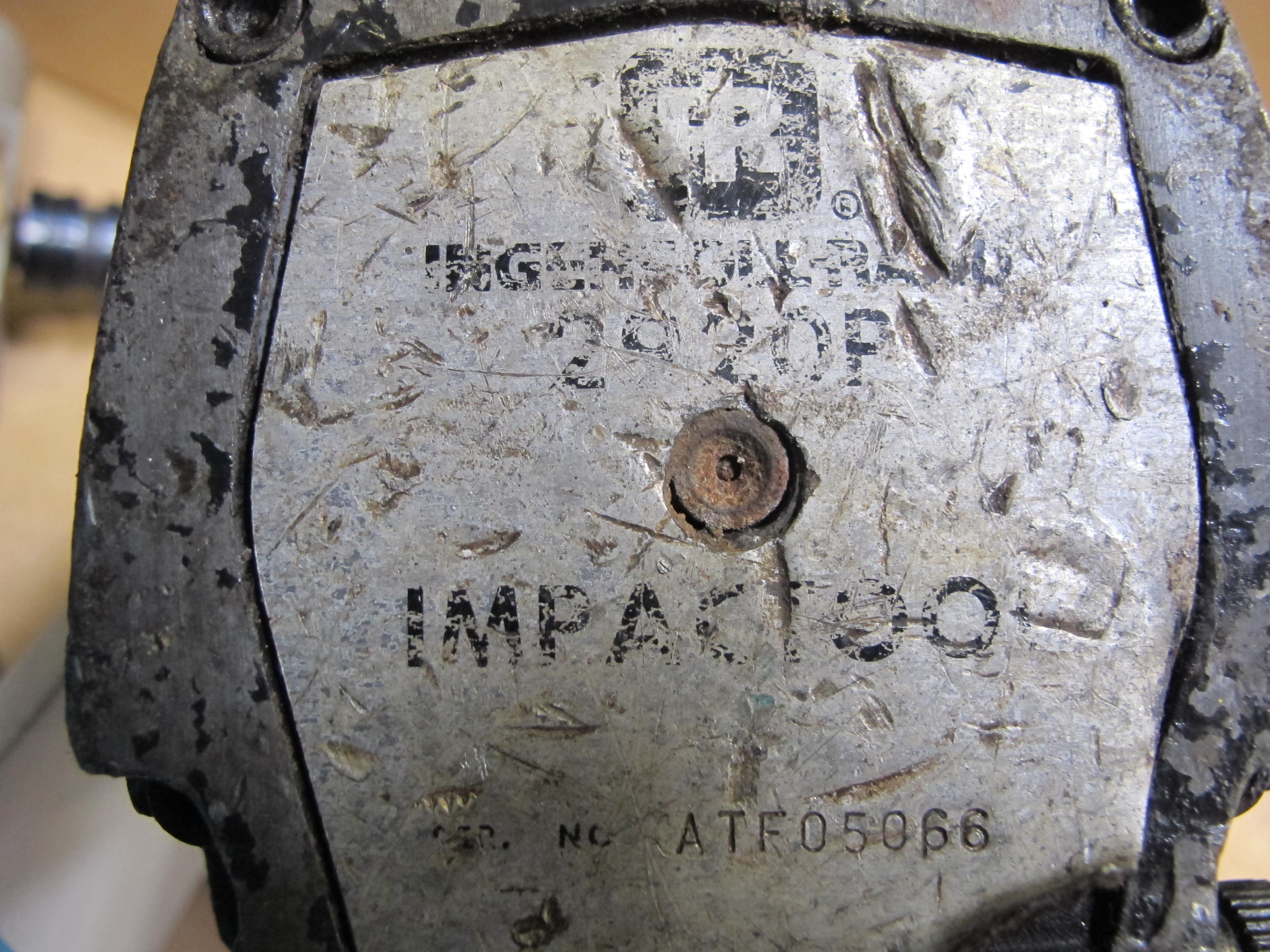 INGERSOLL RAND PNEUMATIC IMPACT DRIVER, MODEL NUMBER 2920P, 2/4"-2509