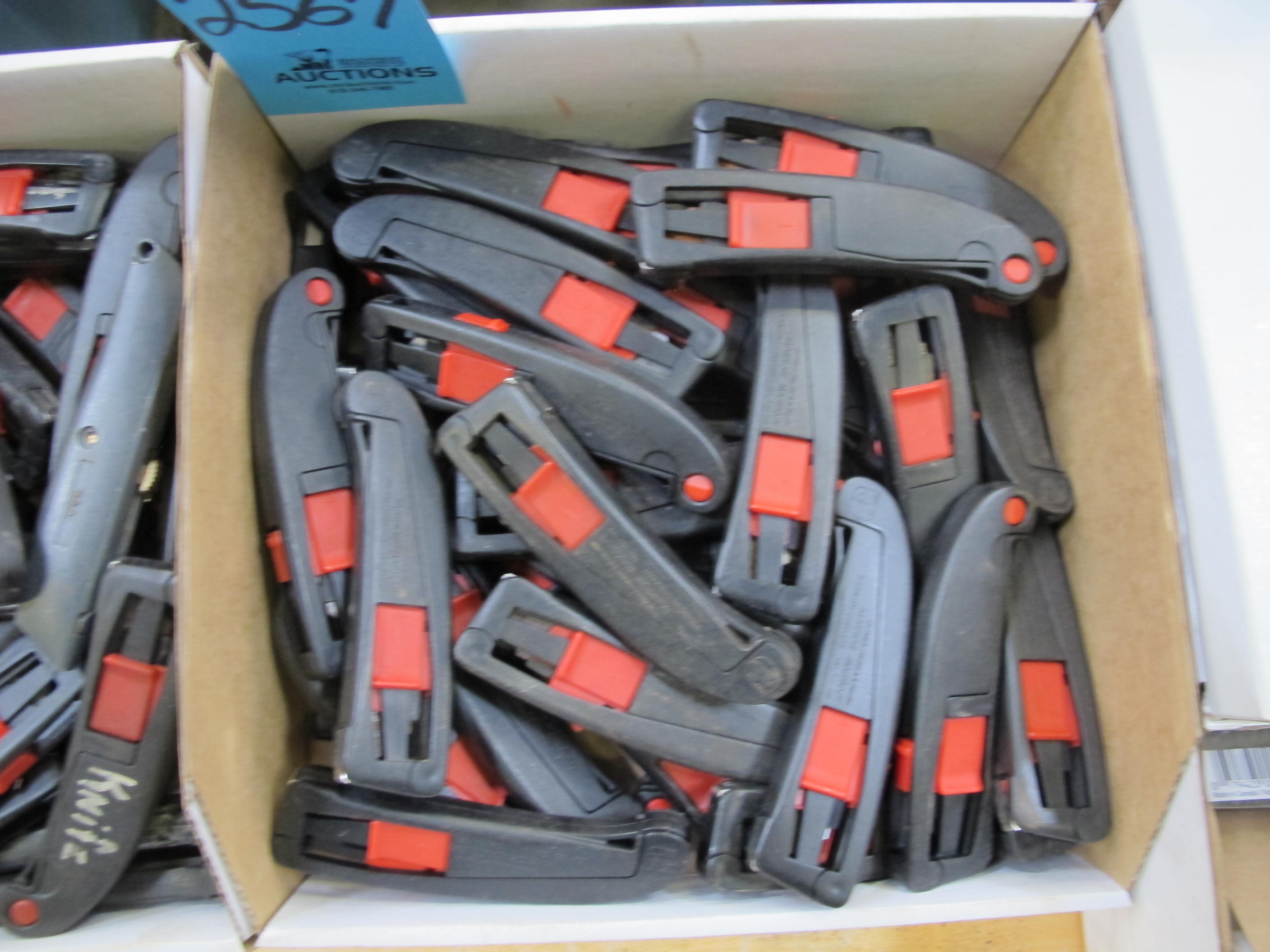 MORTOR MAXISAFE BOX CUTTERS, MODEL NUMBER 101-806-2567
