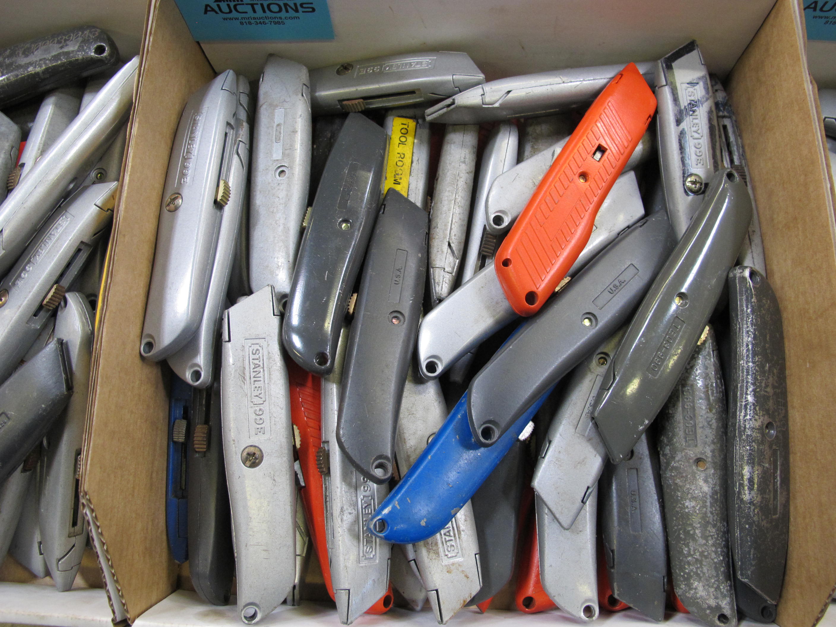 MISC. BOX CUTTERS-2569