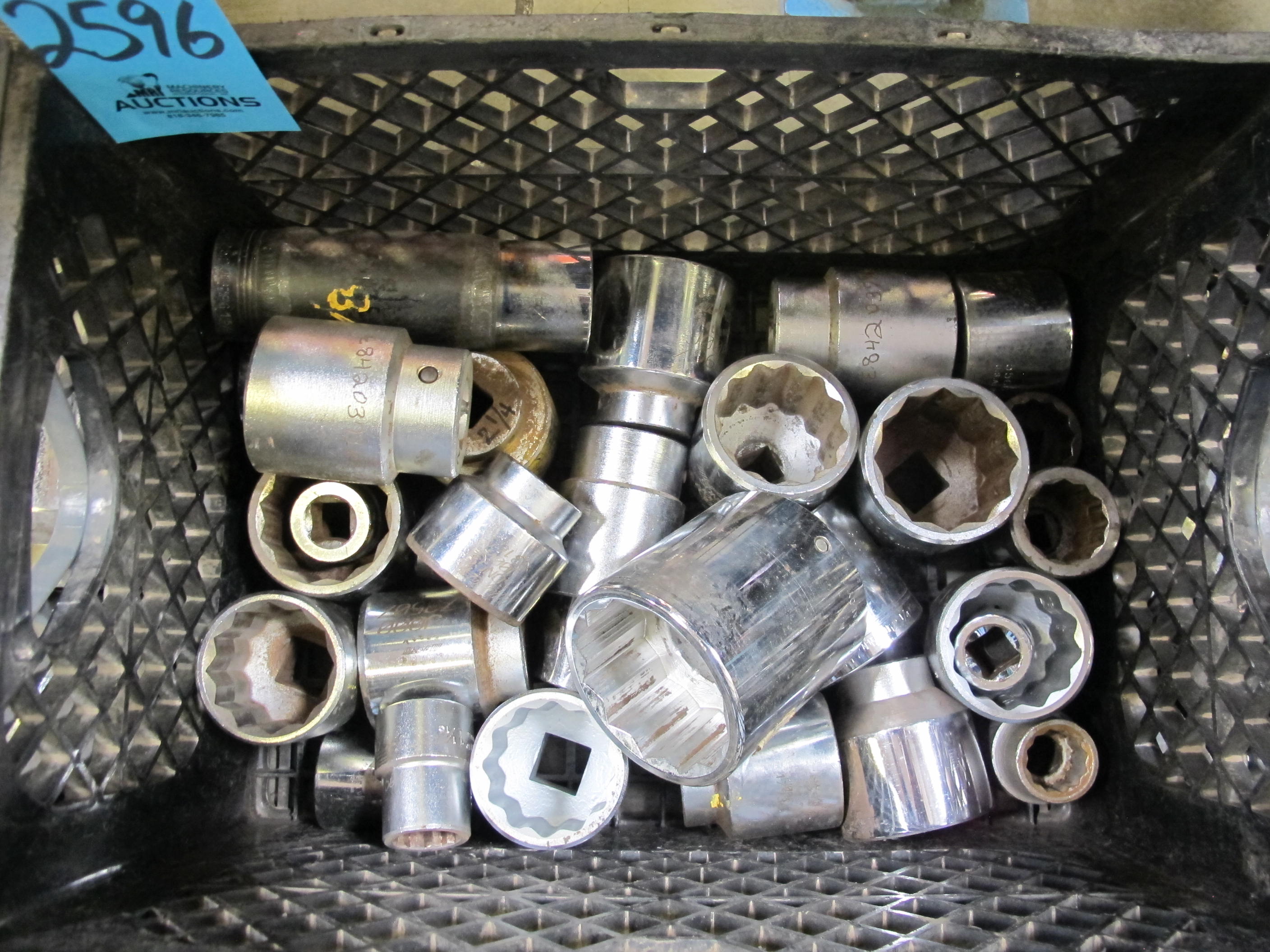 LARGE QUANTITY MISC. SOCKETS-2596