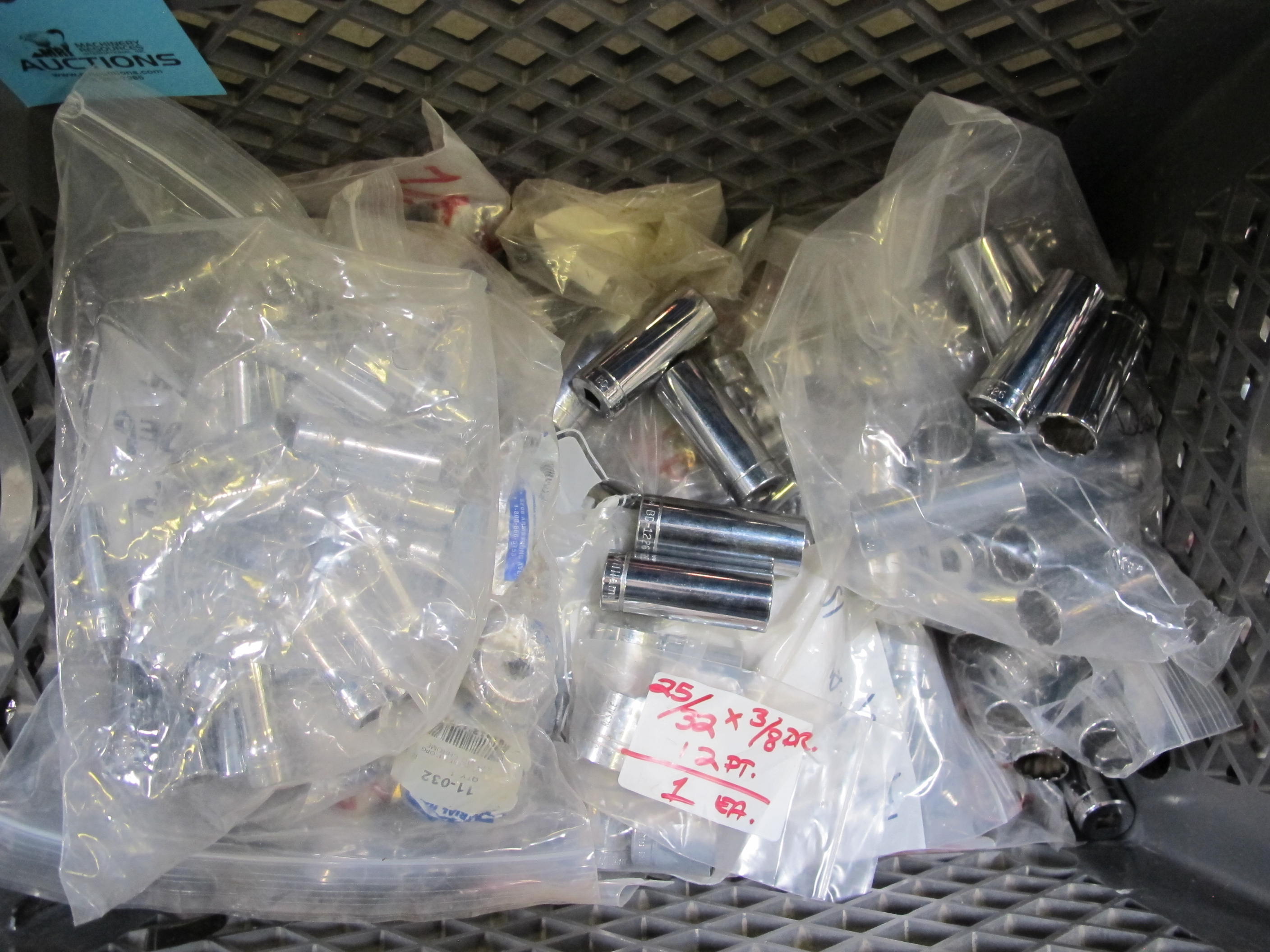 LARGE QUANTITY MISC. SOCKETS-2599