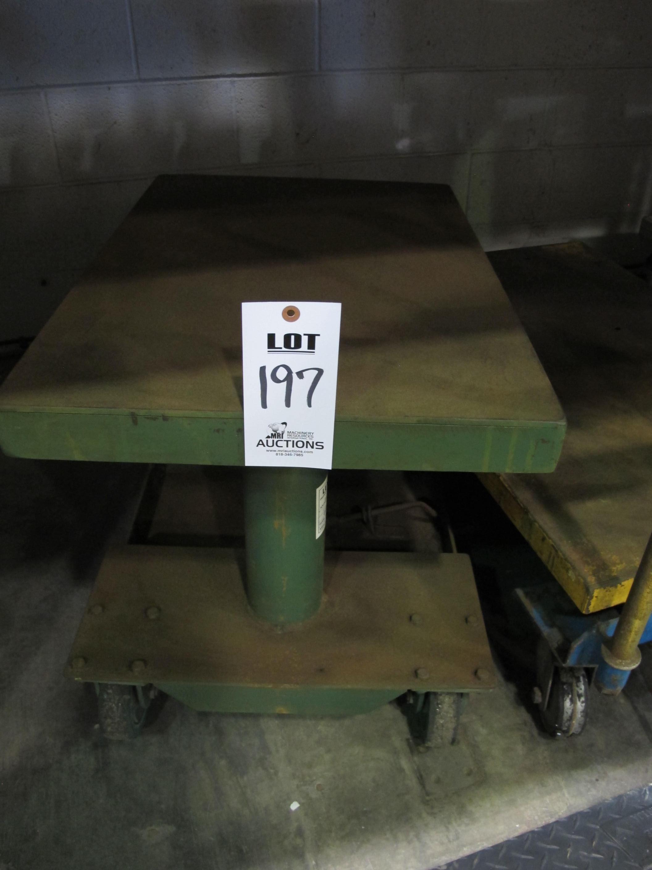 LEXCO MODEL HI-2302-2FP LIFT TABLE 2,000 LB MAX CAP S/N 18440 (T-10) LOADING & HANDLING FEE $25-197
