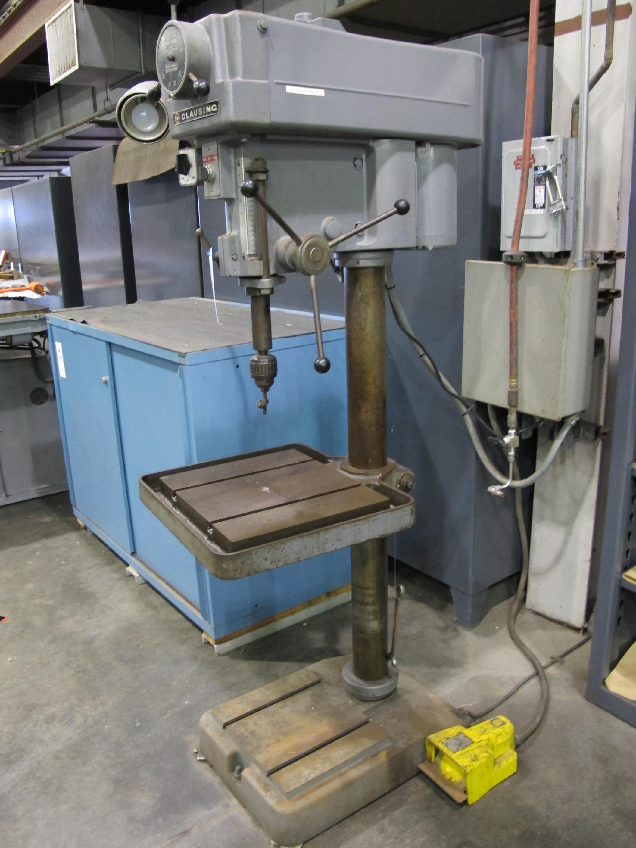 CLAUSING MODEL 2276 DRILL PRESS S/N 524631 (T-10) LOADING & HANDLING FEE $50-205