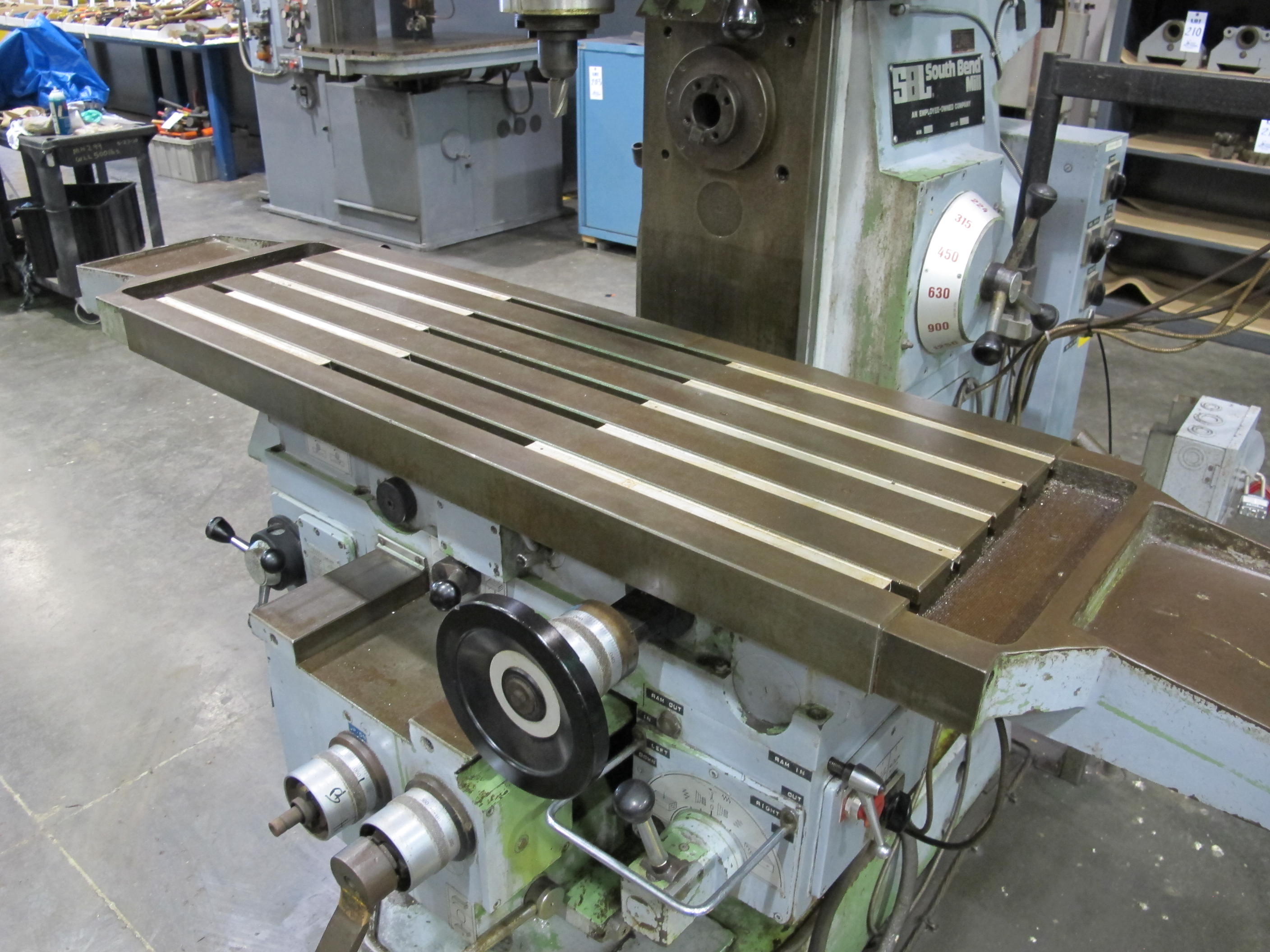 SOUTHBEND MODEL F2UE VERTICAL/HORIZONTAL KNEE MILL, 52" X 11" TABLE, S/N 5104029 (T-10) LOADING & HANDLING FEE $300-206