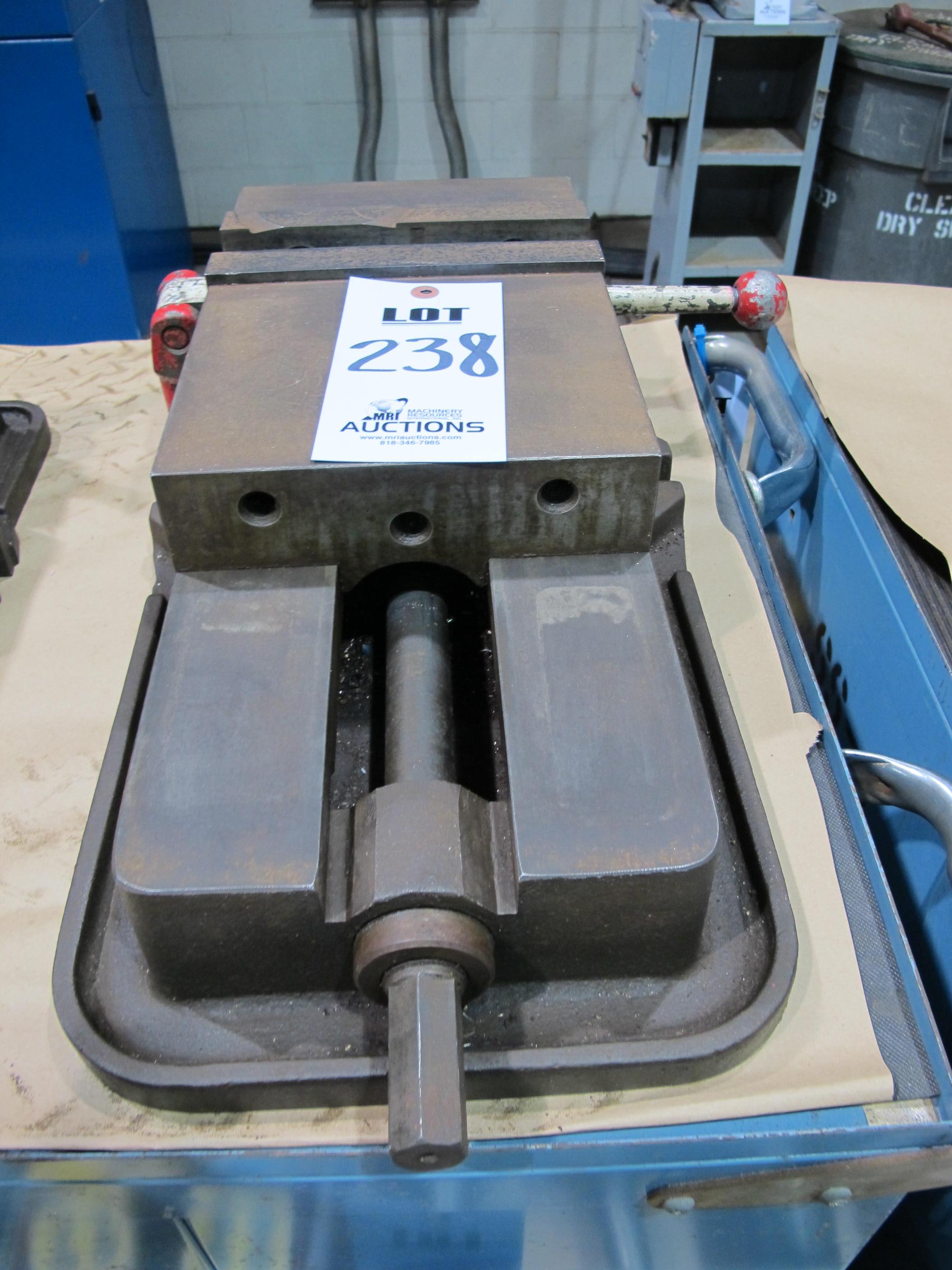 KURT MODEL D80 8" MACHINE VISE S/N 3109 (T-10) LOADING & HANDLING FEE $25-238