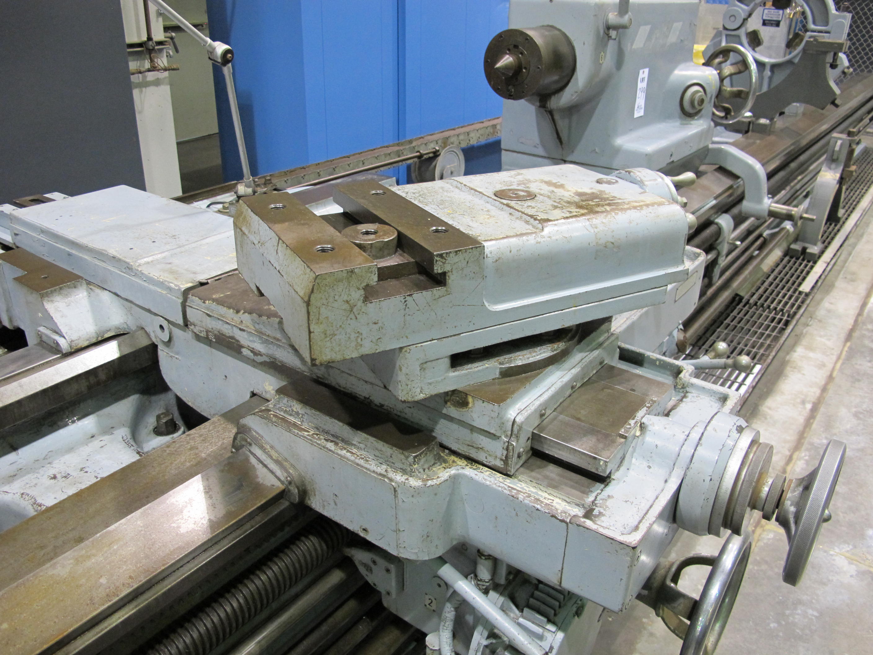 LEBLOND LARGE HEAVY DUTY SLIDING BED LATHE, SERIES NK 4025, 40" X 444", 25" SWING OVER CROSS SLIDE, 57" 4-JAW CHUCK, 5-600 RPM SPINDLE SPEED, TAILSTOCK, TAPER ATTACHMENT, TOOL POST HOLDER, (2) 14" STEADY RESTS, HARDENED & GROUND WAYS, THREAD DIAL, 75 HP, COOLANT, S/N 3NK942-R2877 (T-10) LOADING & HANDLING FEE $3,500-299