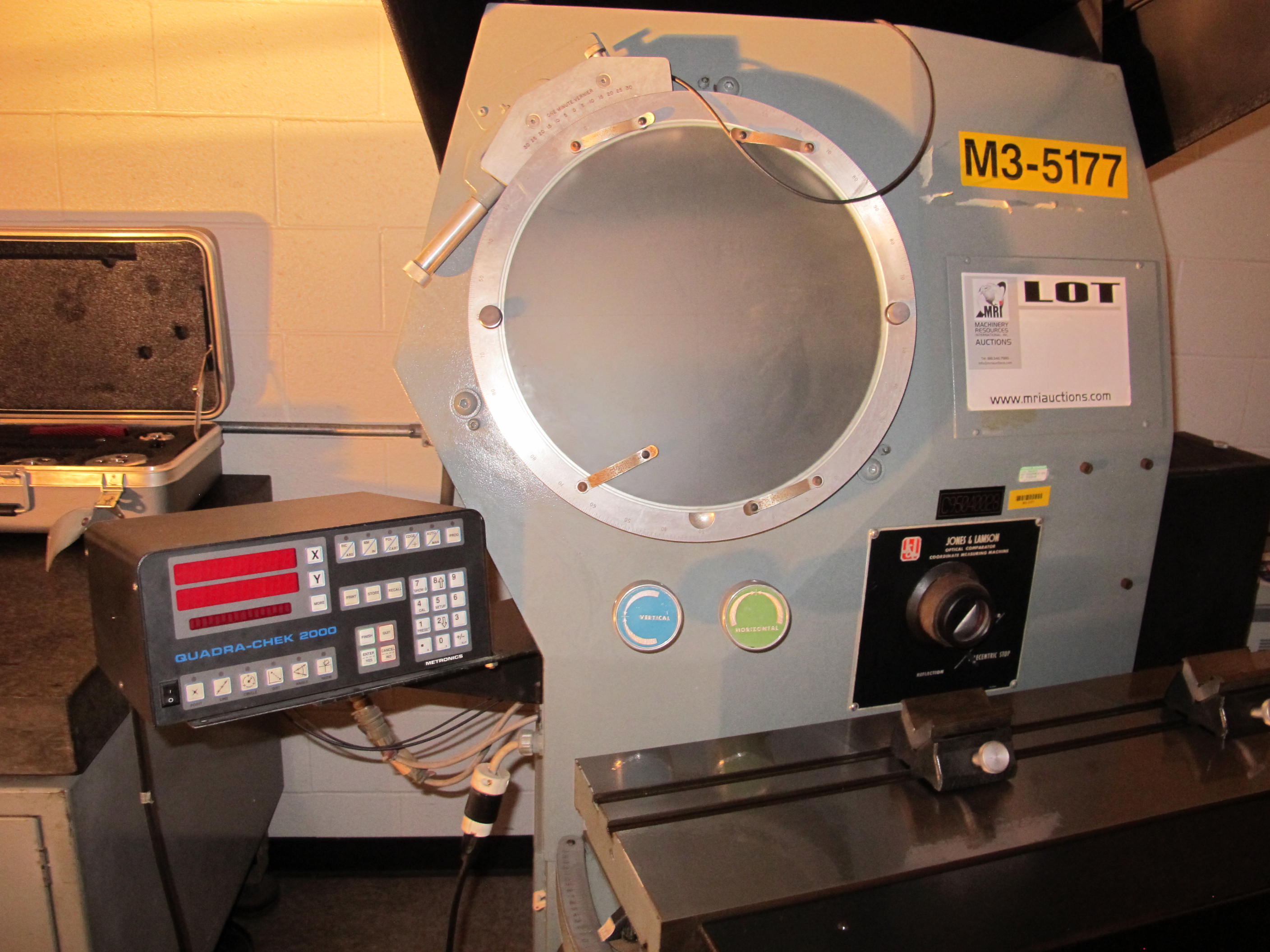 JONES & LAMSON OPTICAL COMPARATOR S/N E58070 (T-10) LOADING & HANDLING FEE $300-313
