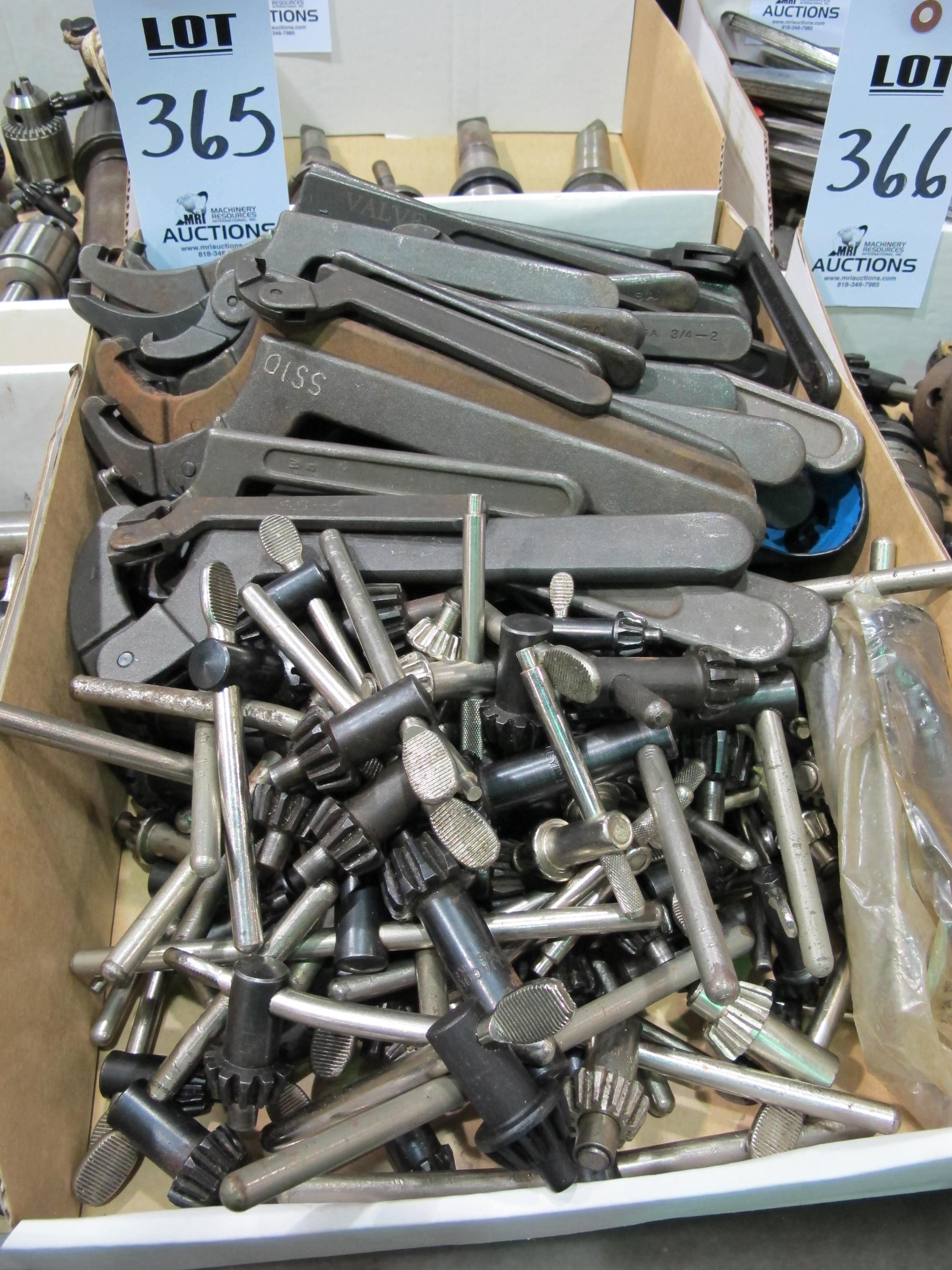 LOT CHUCK KEYS W/ WRENCHES (T-10) LOADING & HANDLING FEE $10-365