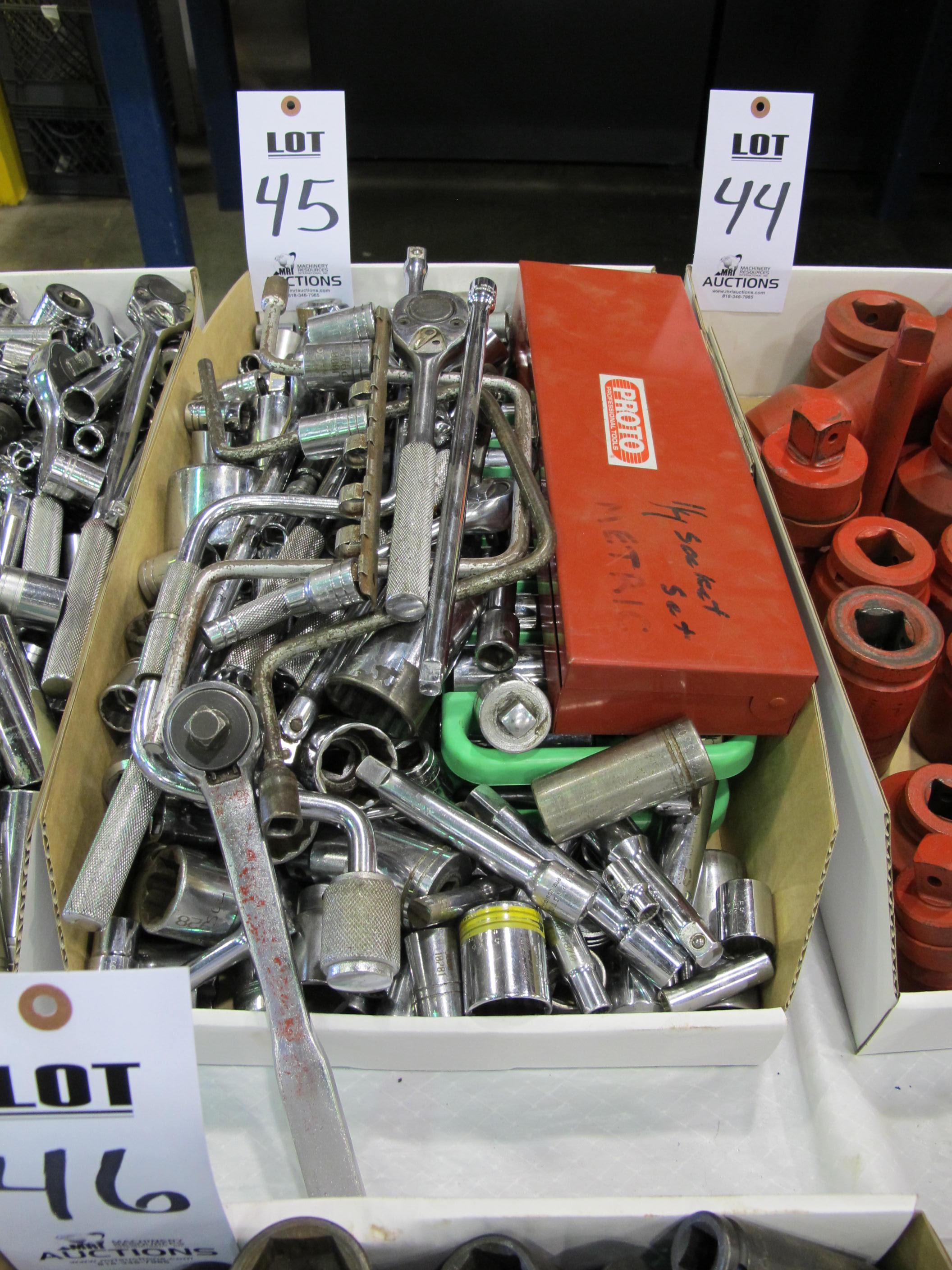 LOT ASST'D SOCKETS W/ RATCHET (T-10) LOADING & HANDLING FEE $10-45