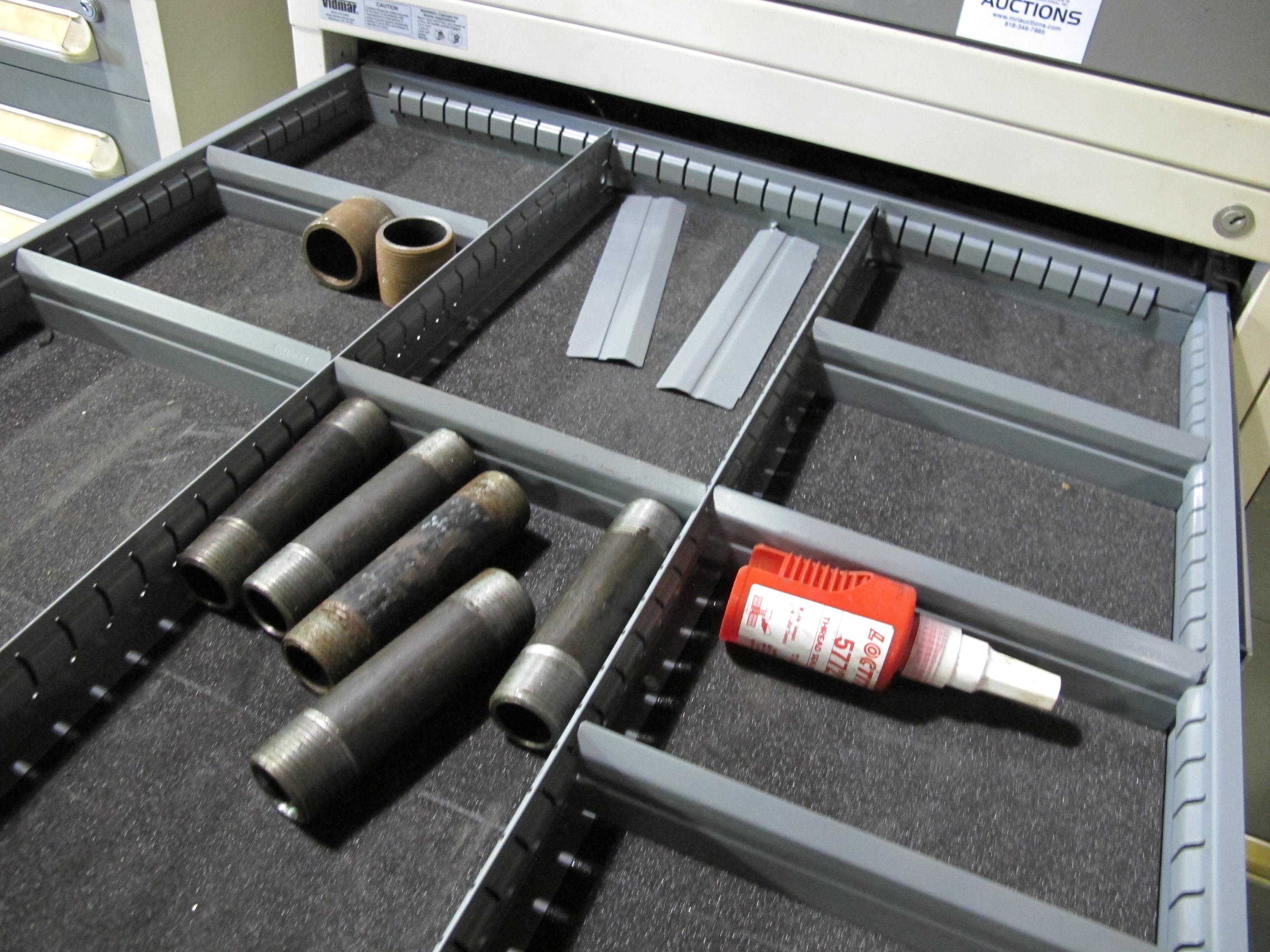 STANLEY VIDMAR 8-DRAWER TOOL CABINET W/ CONTENTS (T-10) LOADING & HANDLING FEE $50-605