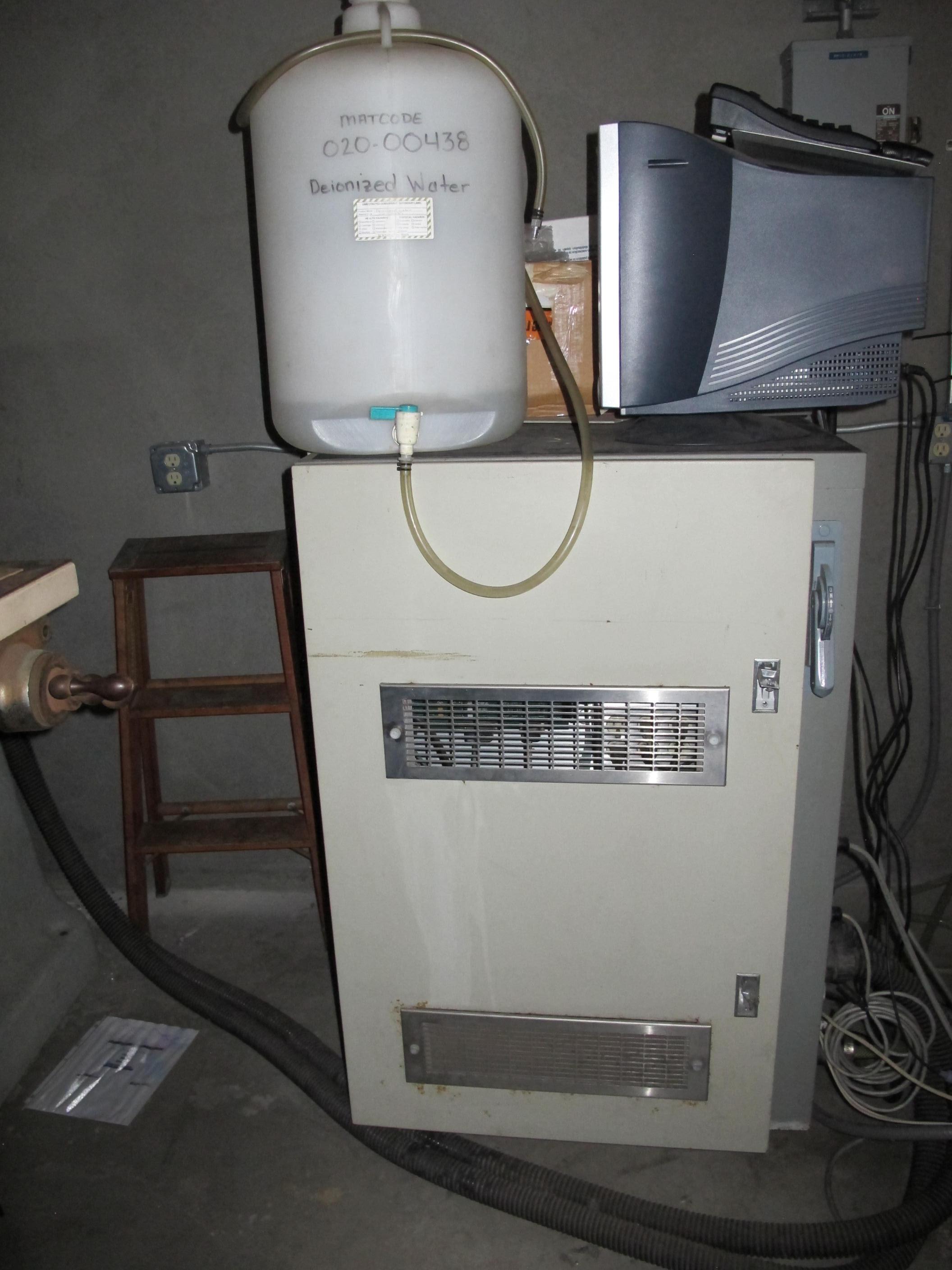 BRIDGEPORT MODEL 44281 LASER ENGRAVER (T-10) LOADING & HANDLING FEE $350-617