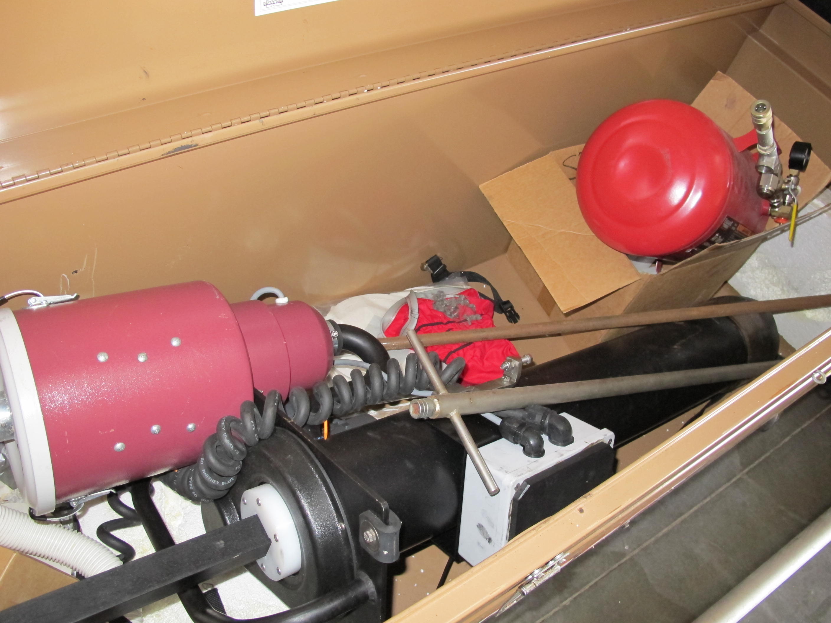 JOB BOX W/ CONTENTS (T-10) LOADING & HANDLING FEE $50-709